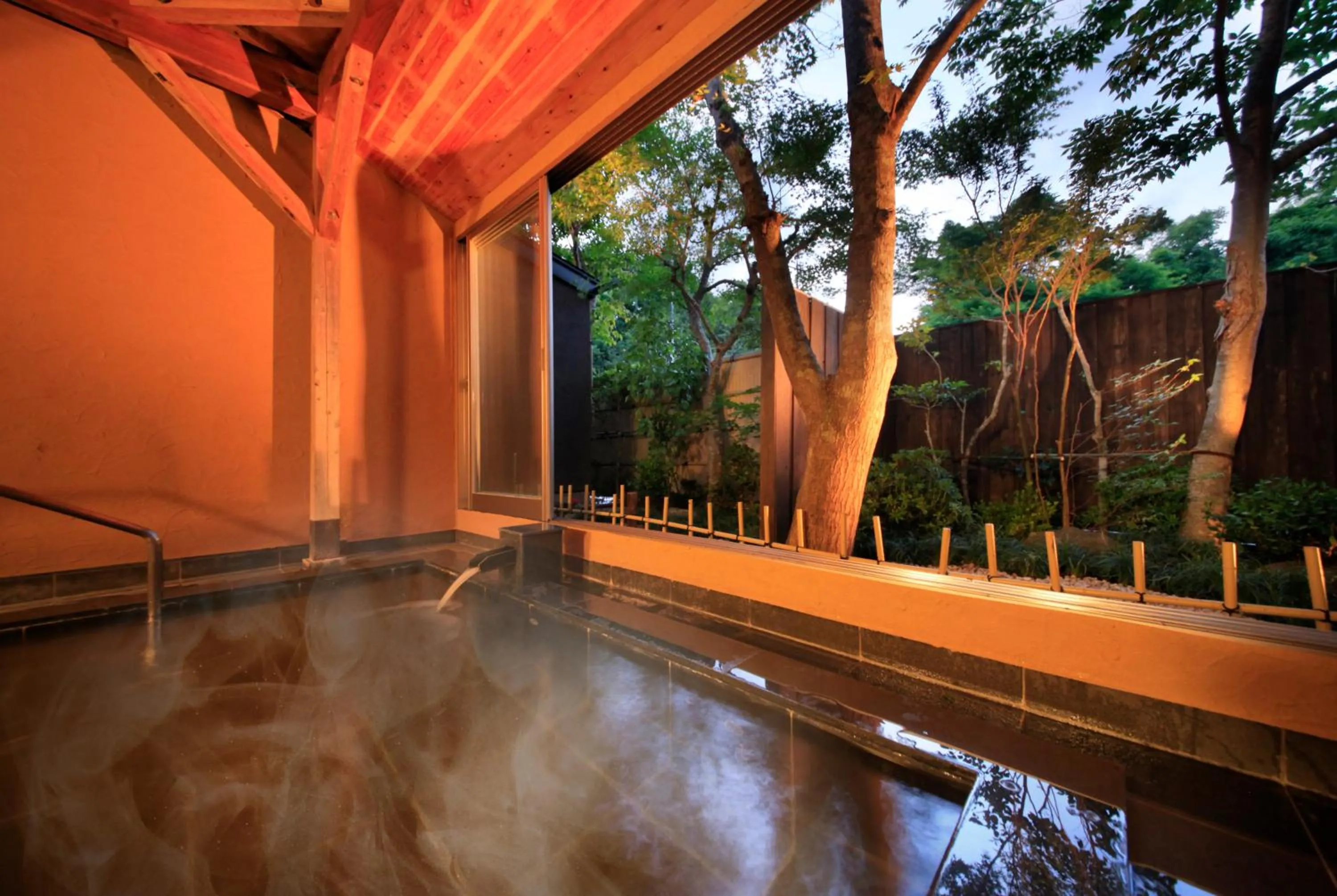 Hot Spring Bath in Hakone Fuga - Adult Only