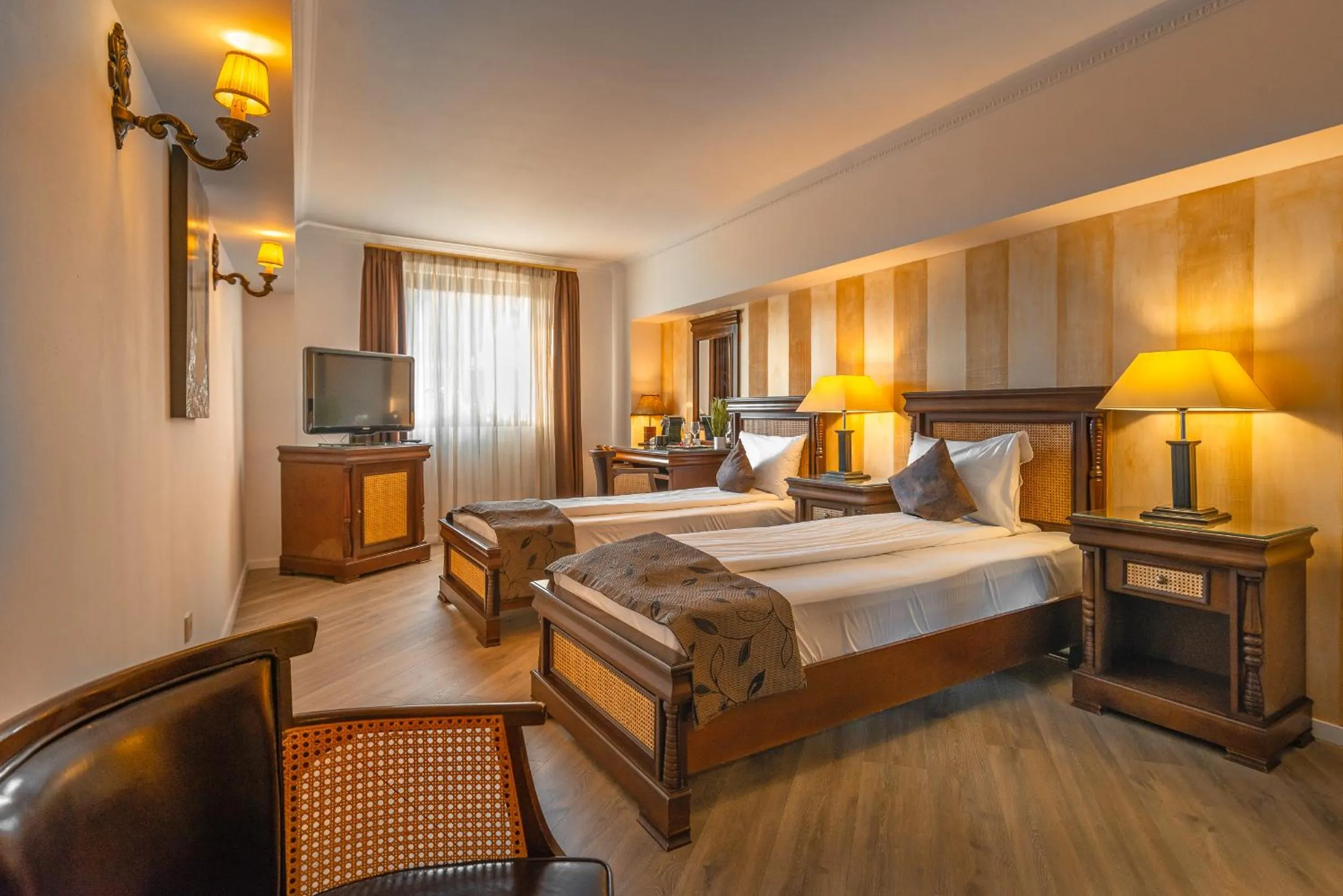 Photo of the whole room, Bed in Hotel Korona