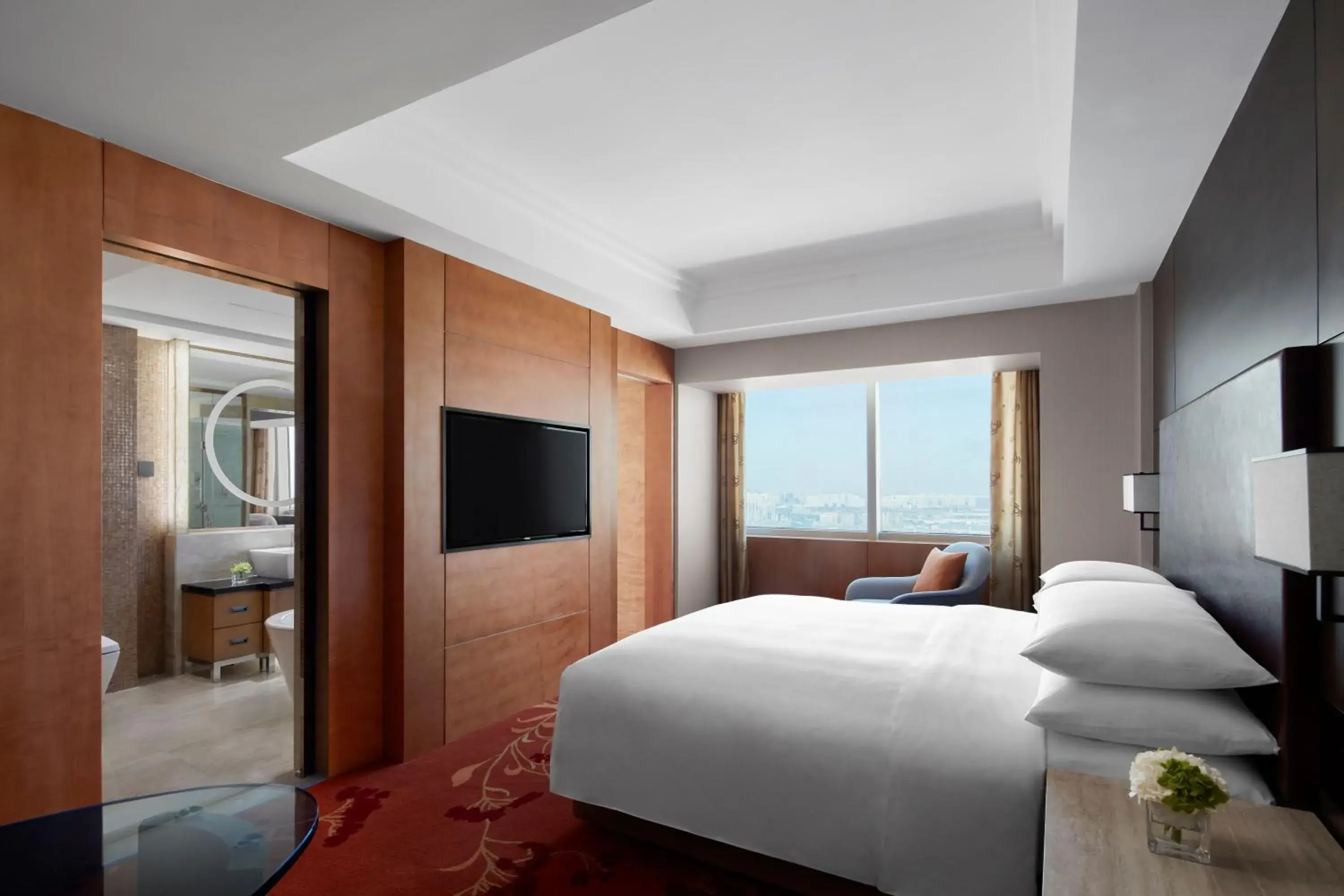 Deluxe King Room - single occupancy in Suzhou Marriott Hotel Deluxe King Room - single occupancy in Suzhou Marriott Hotel