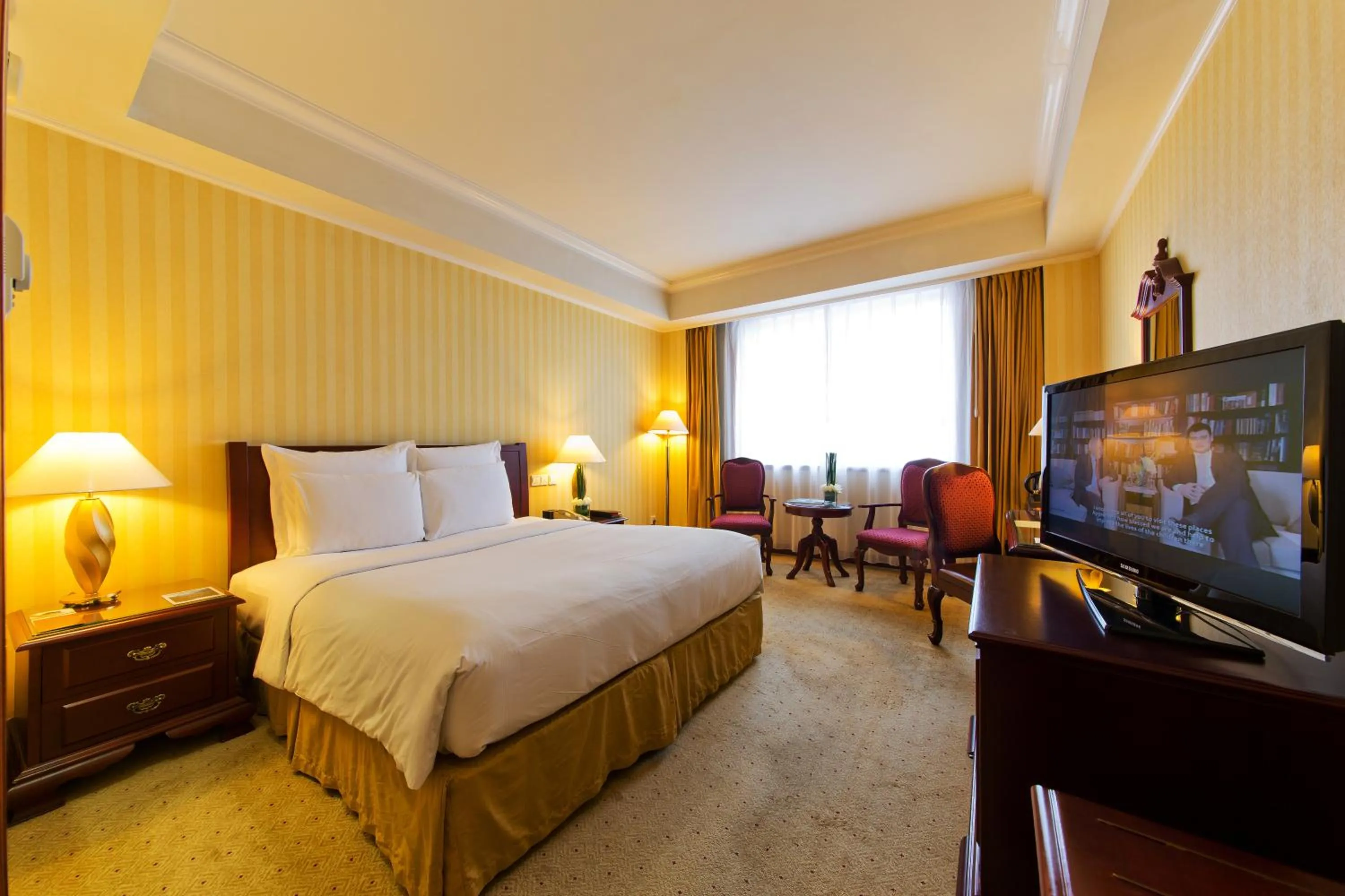 Photo of the whole room, Bed in Clarion Hotel Tianjin