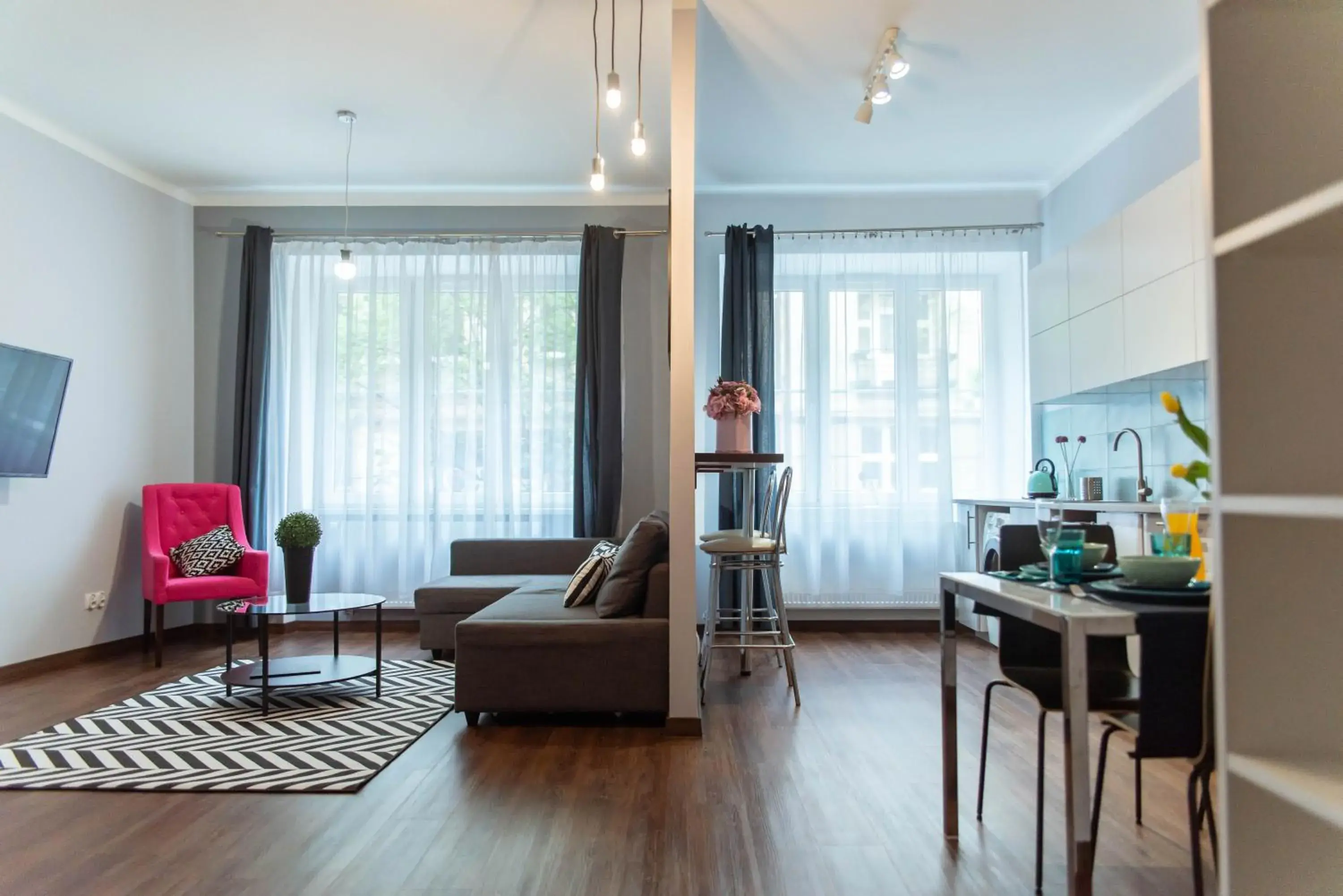 Studio Apartment with Shower in Leo Apartments Old Town Studio Apartment with Shower in Leo Apartments Old Town