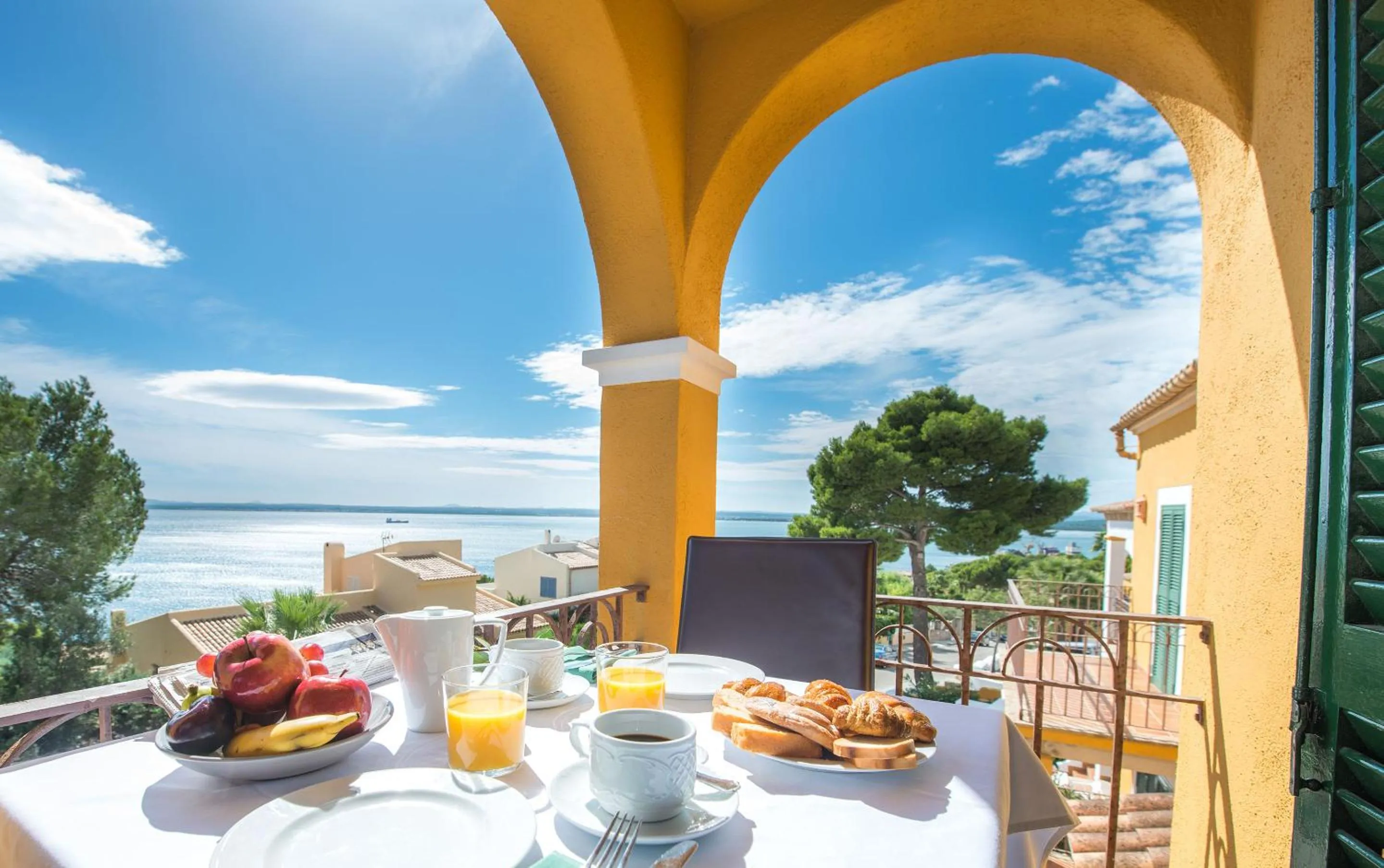Balcony/Terrace in Aparthotel Ona Aucanada