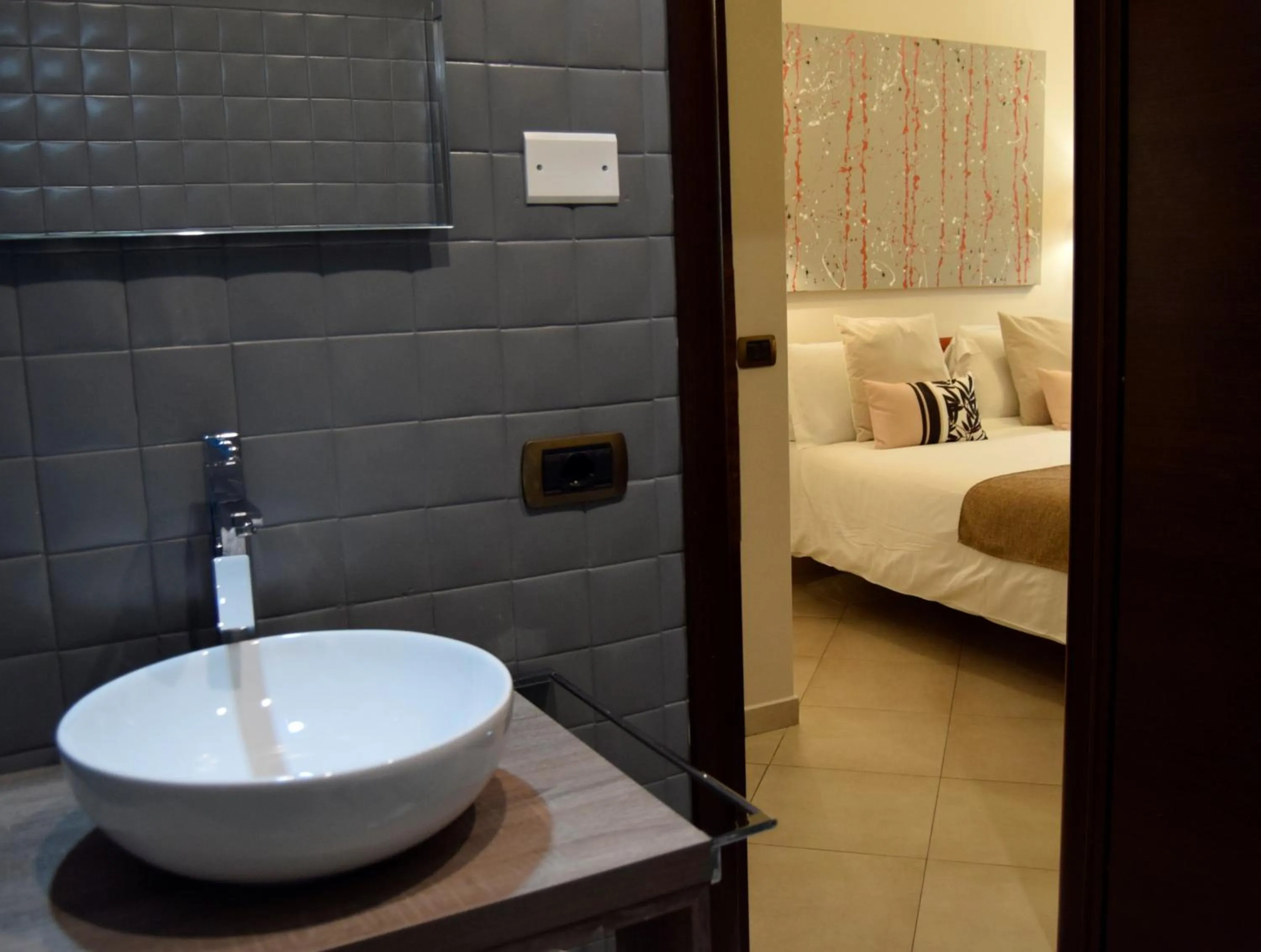 Bathroom, Bed in Holiday a San Pietro