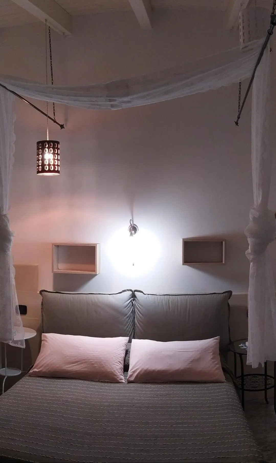 Bedroom, Bed in Filigus