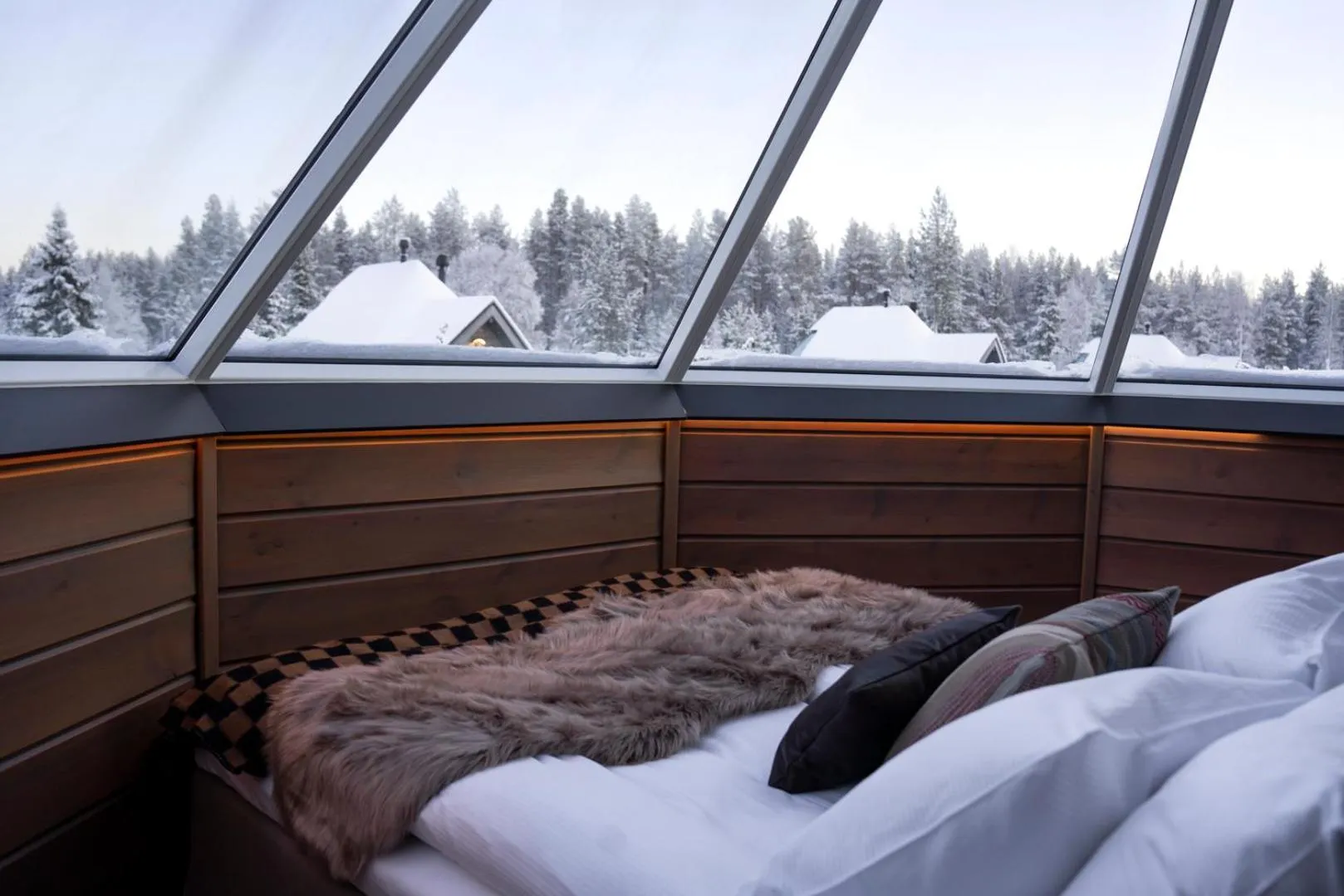 Bed in Reindeer Manor Levi