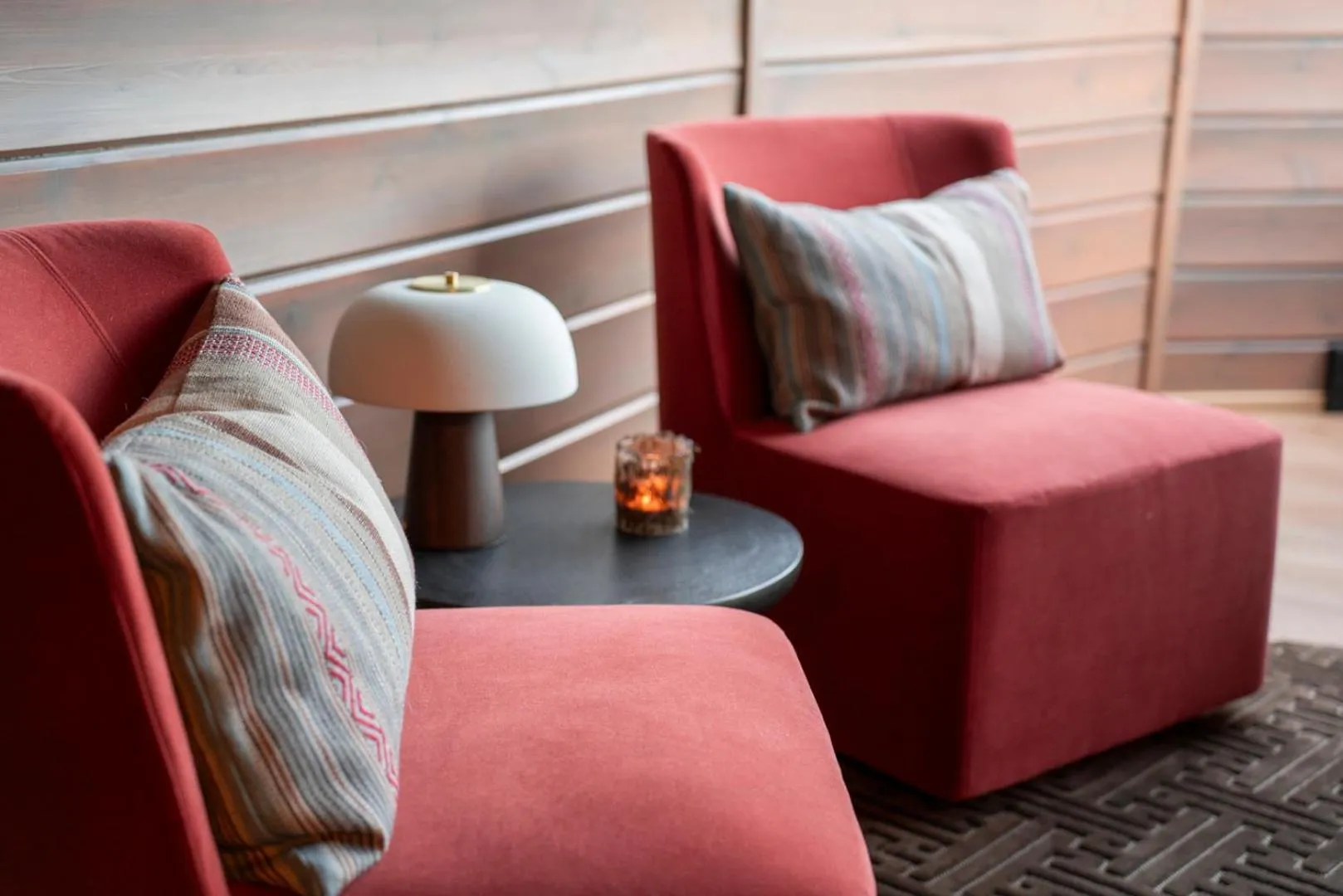 Seating area in Reindeer Manor Levi