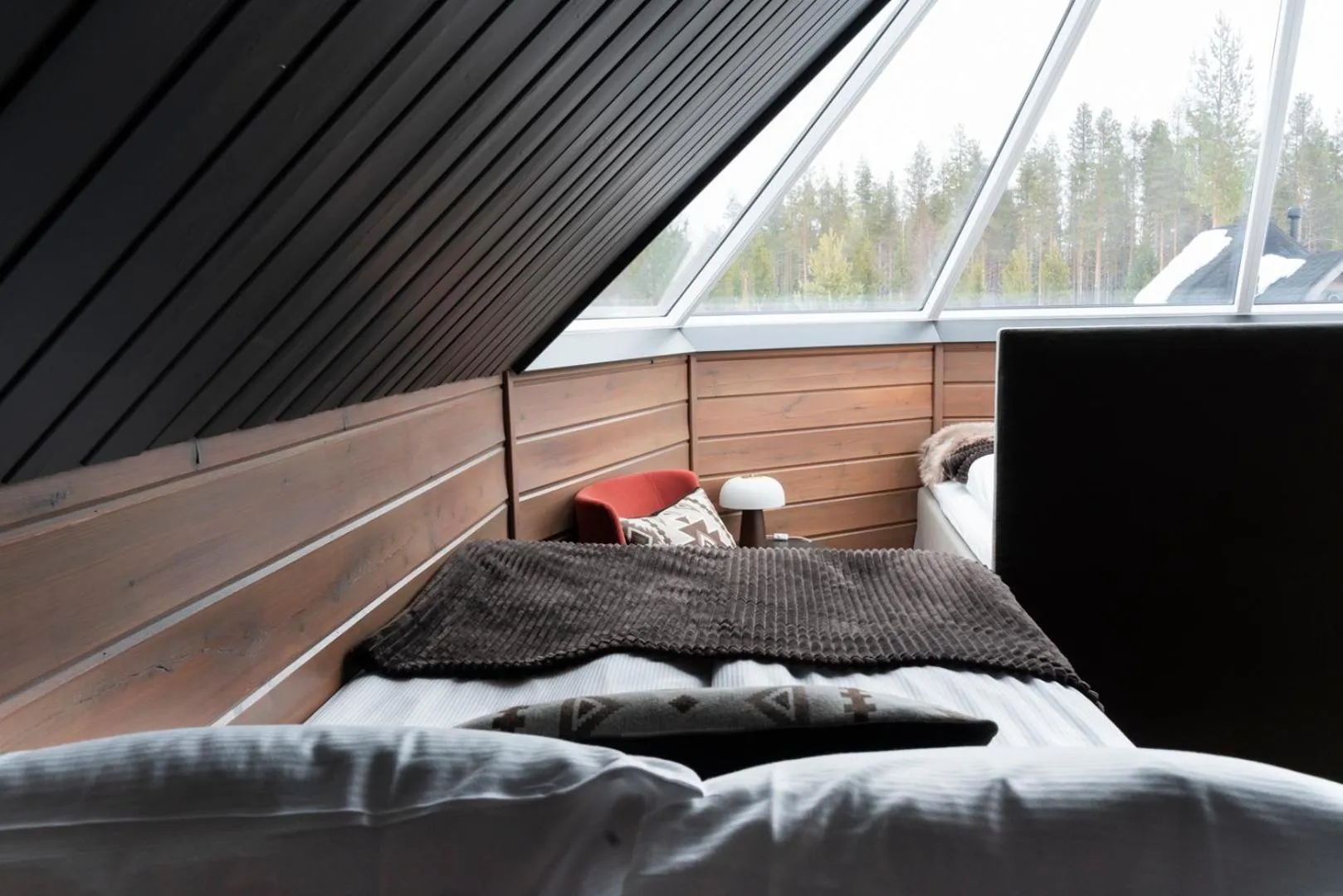 Bed in Reindeer Manor Levi