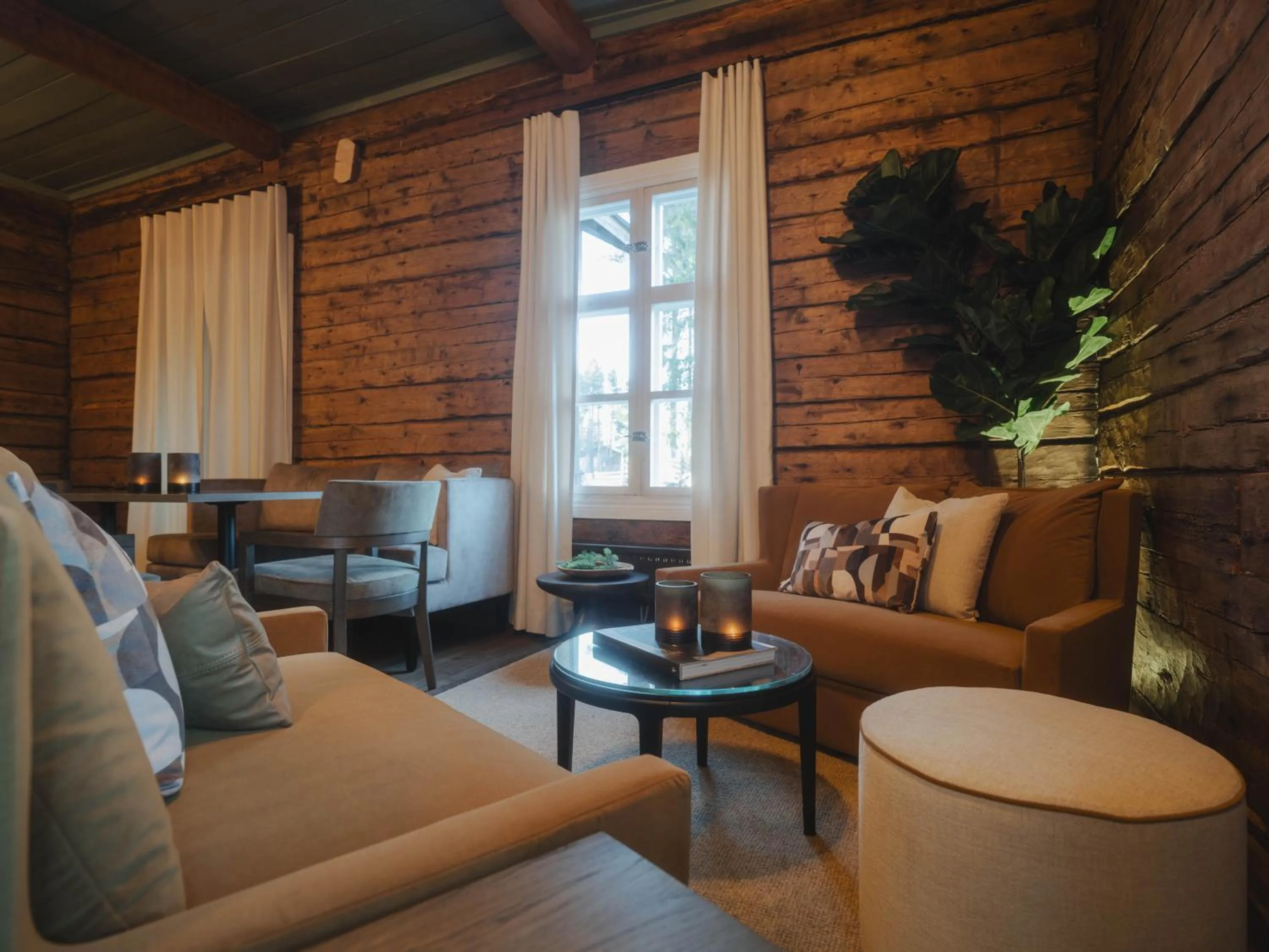 Lounge or bar in Reindeer Manor Levi