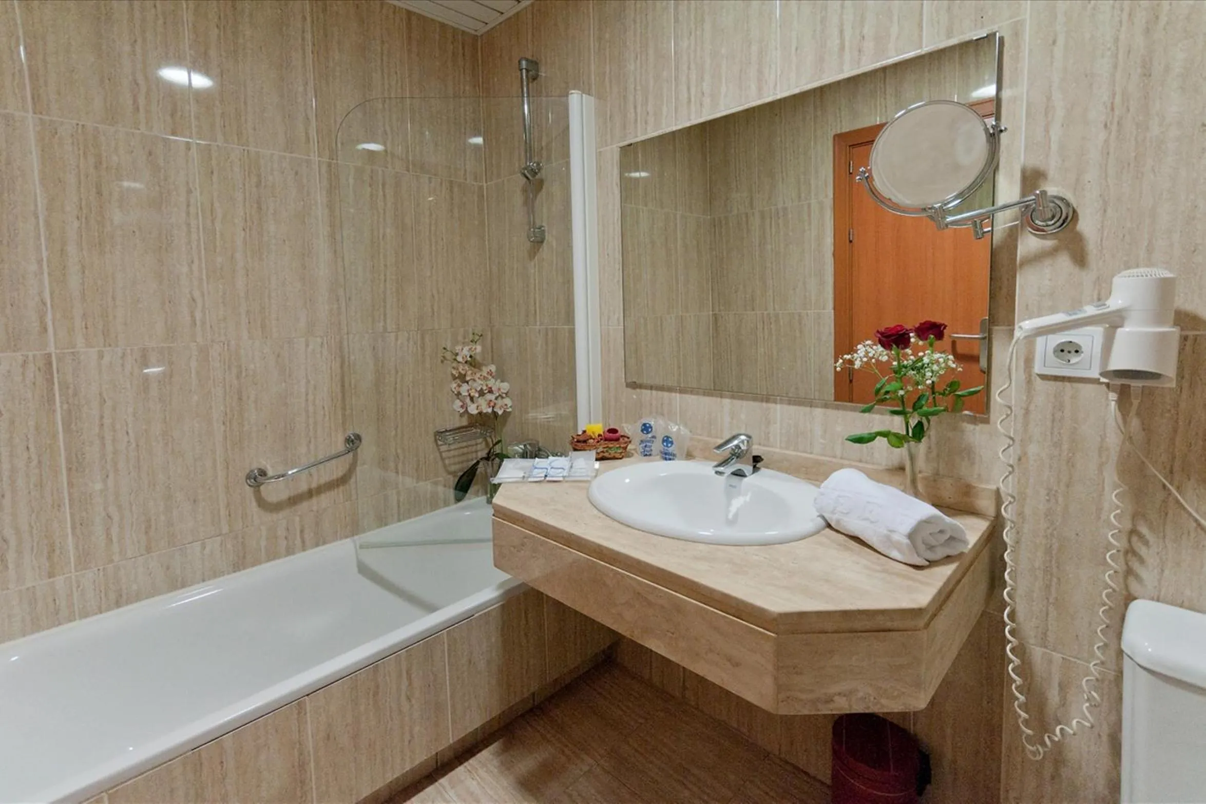 Bathroom in Hotel Verol