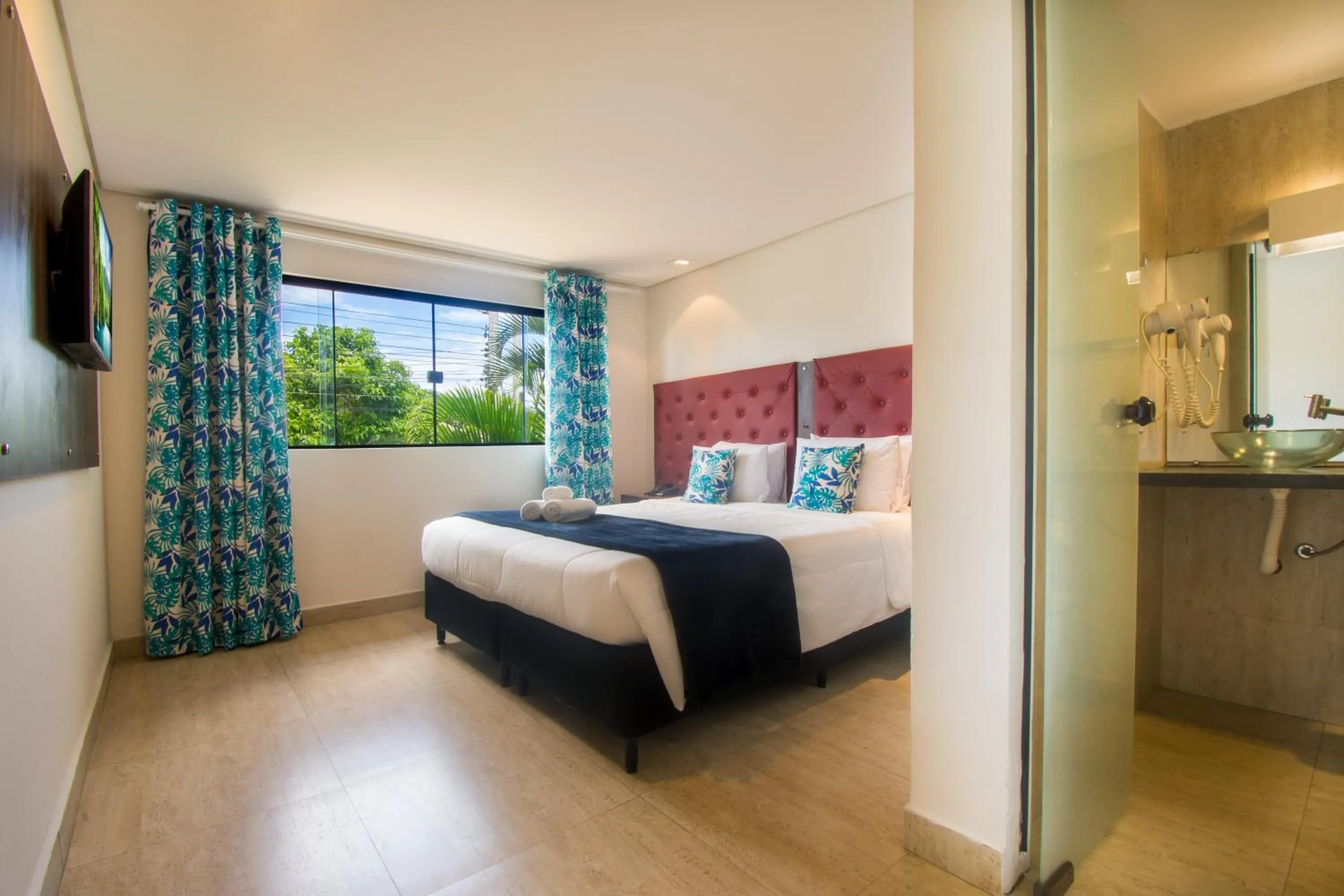 Bed in Hotel Barra da Lagoa by Latitud Hoteles