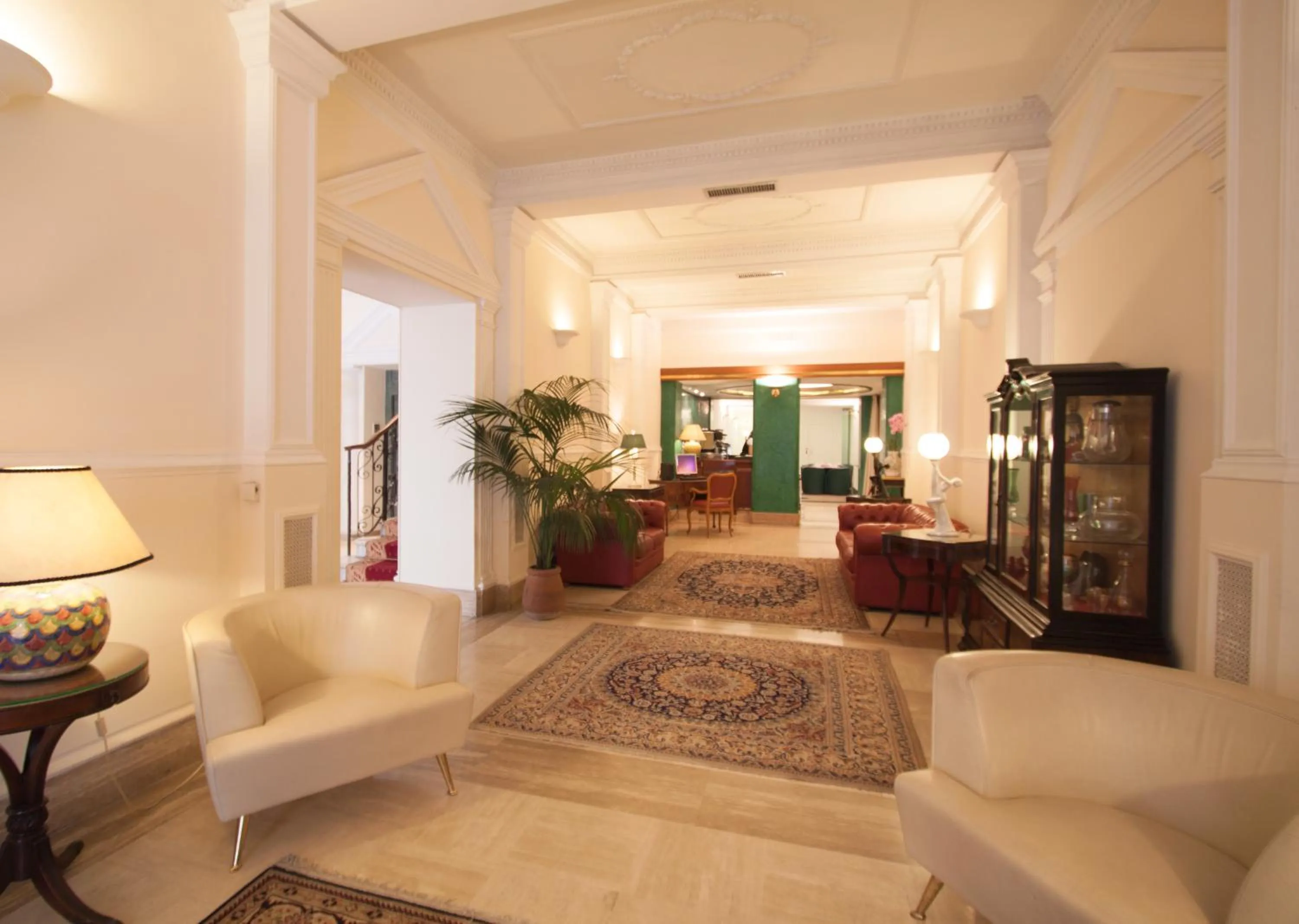 Lobby or reception in Hotel Laurentia