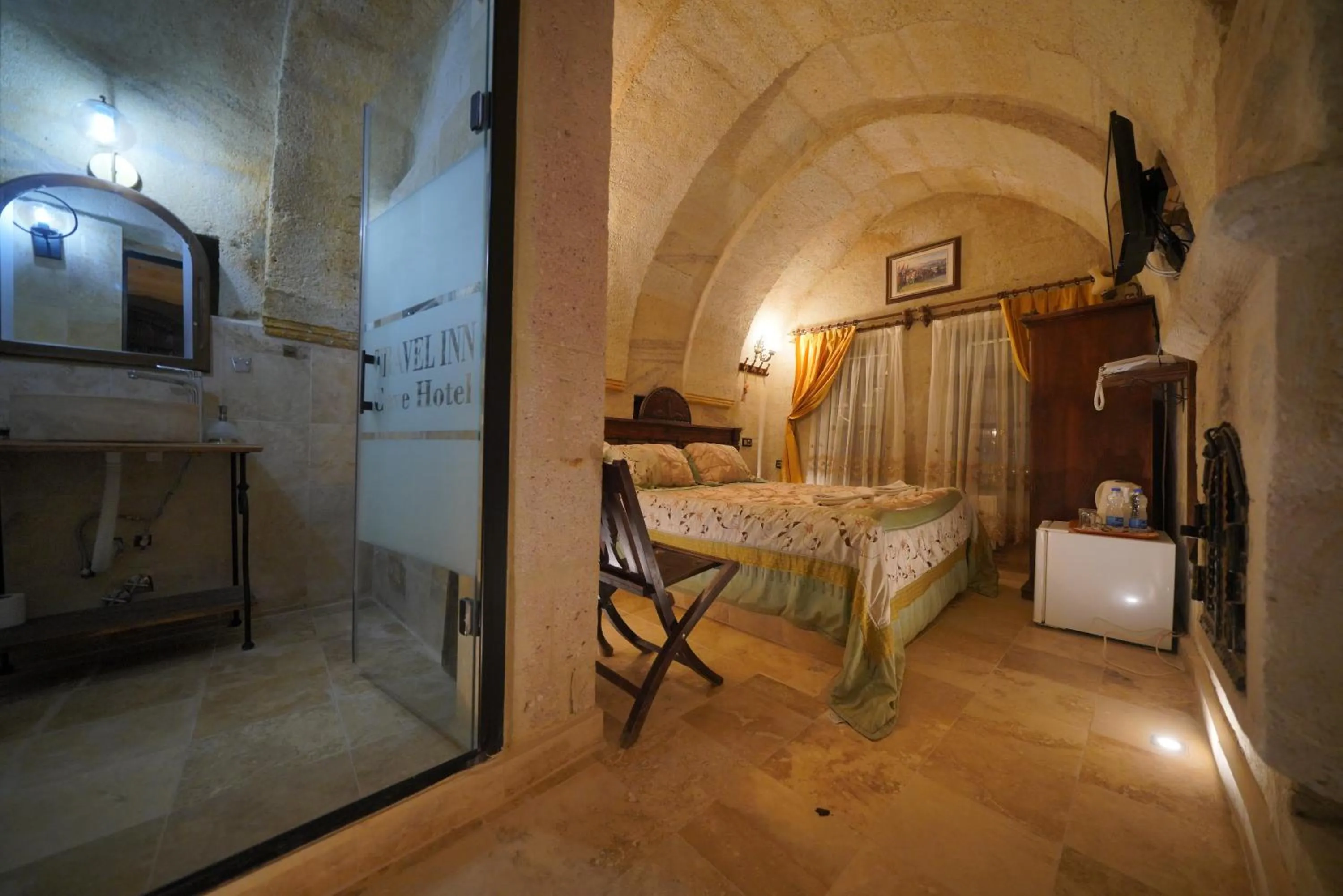 Bed in Travel Inn Cave Hotel