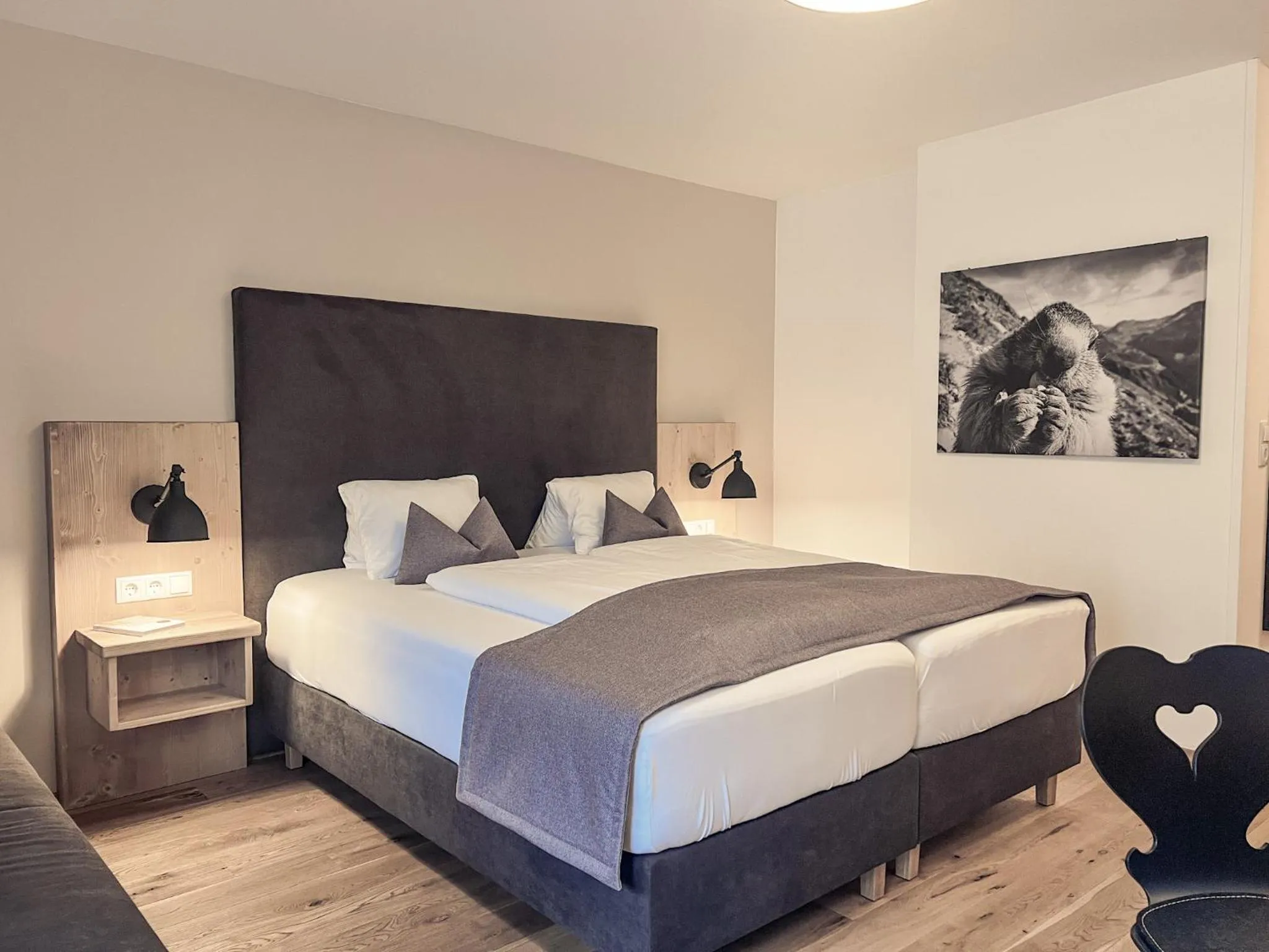 Photo of the whole room, Bed in Hotel Johanna mitten im Ötztal