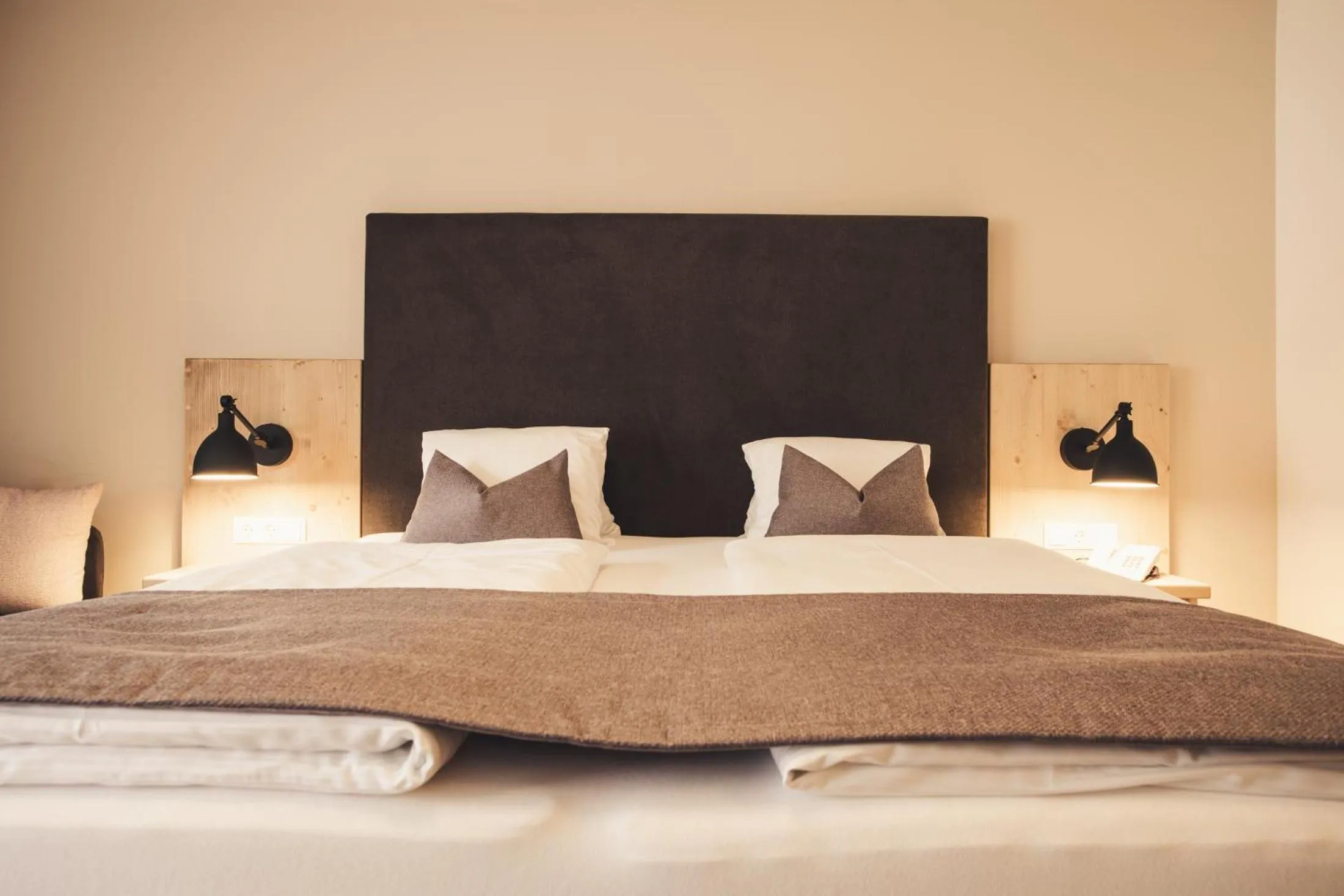 Bed in Hotel Johanna mitten im Ötztal