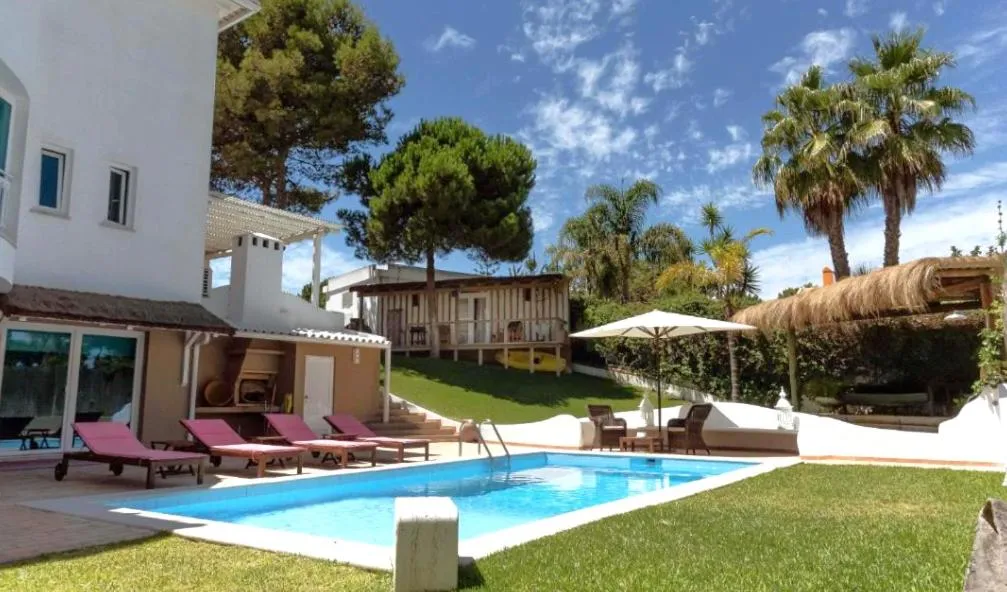 Swimming pool in Kochab Comporta