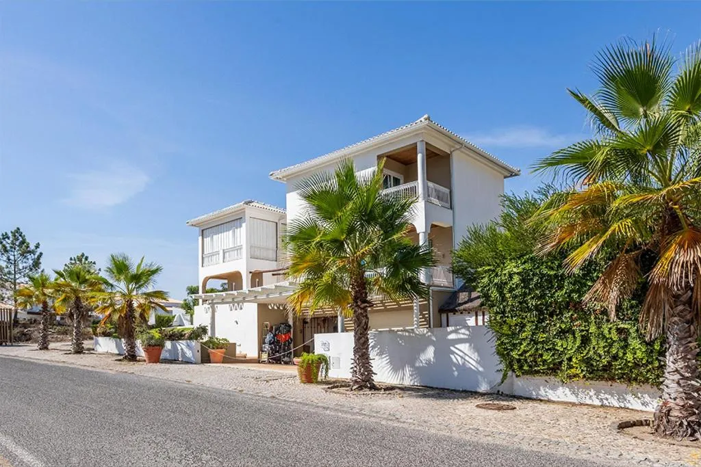 Property building in Kochab Comporta