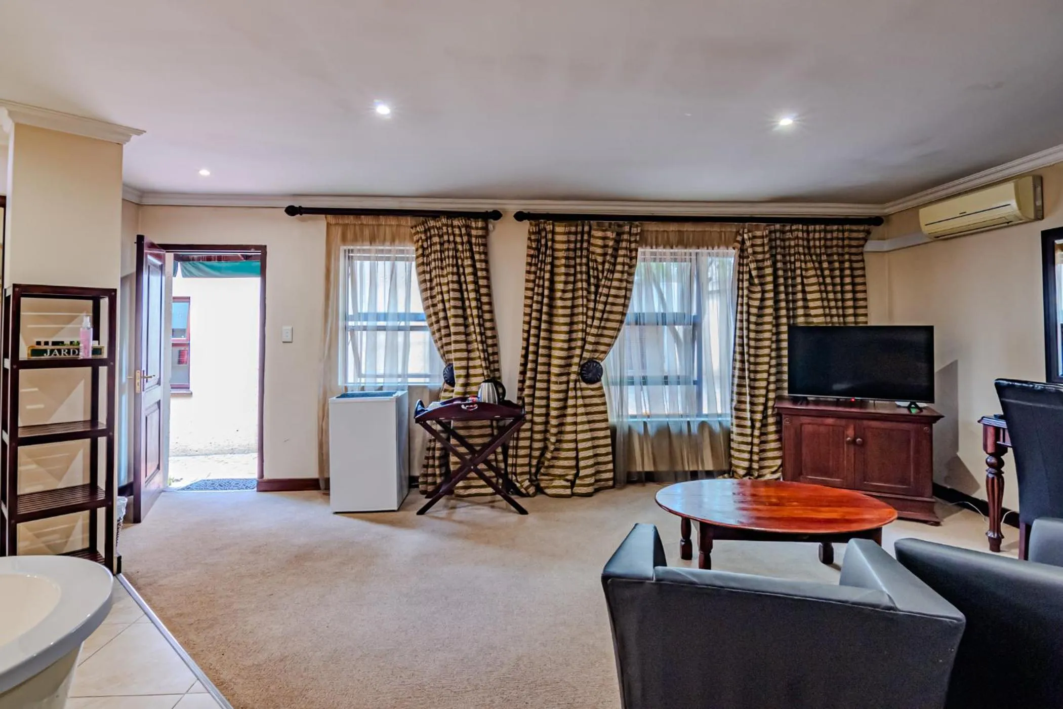 TV and multimedia in Lourie Lodge