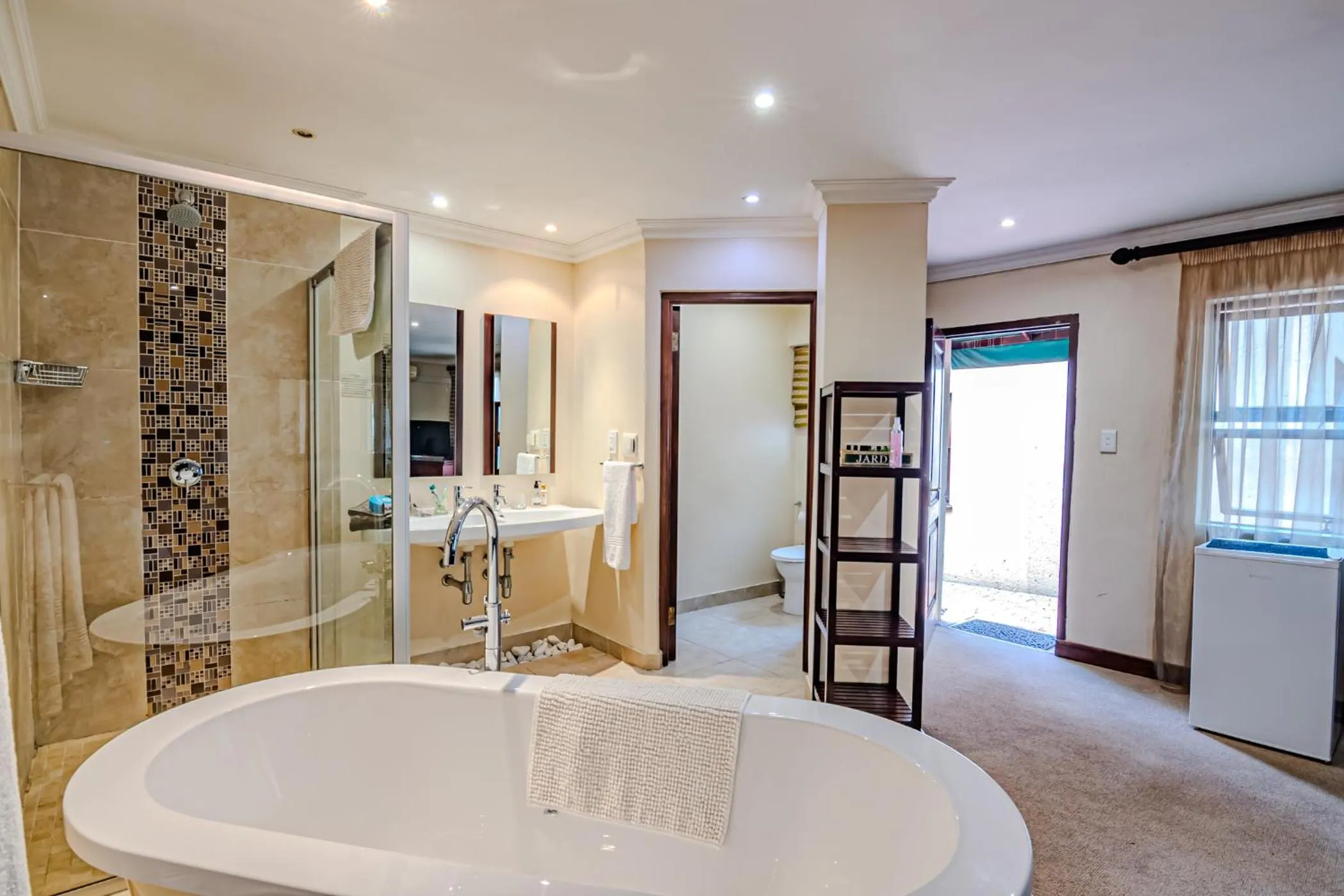 Shower in Lourie Lodge