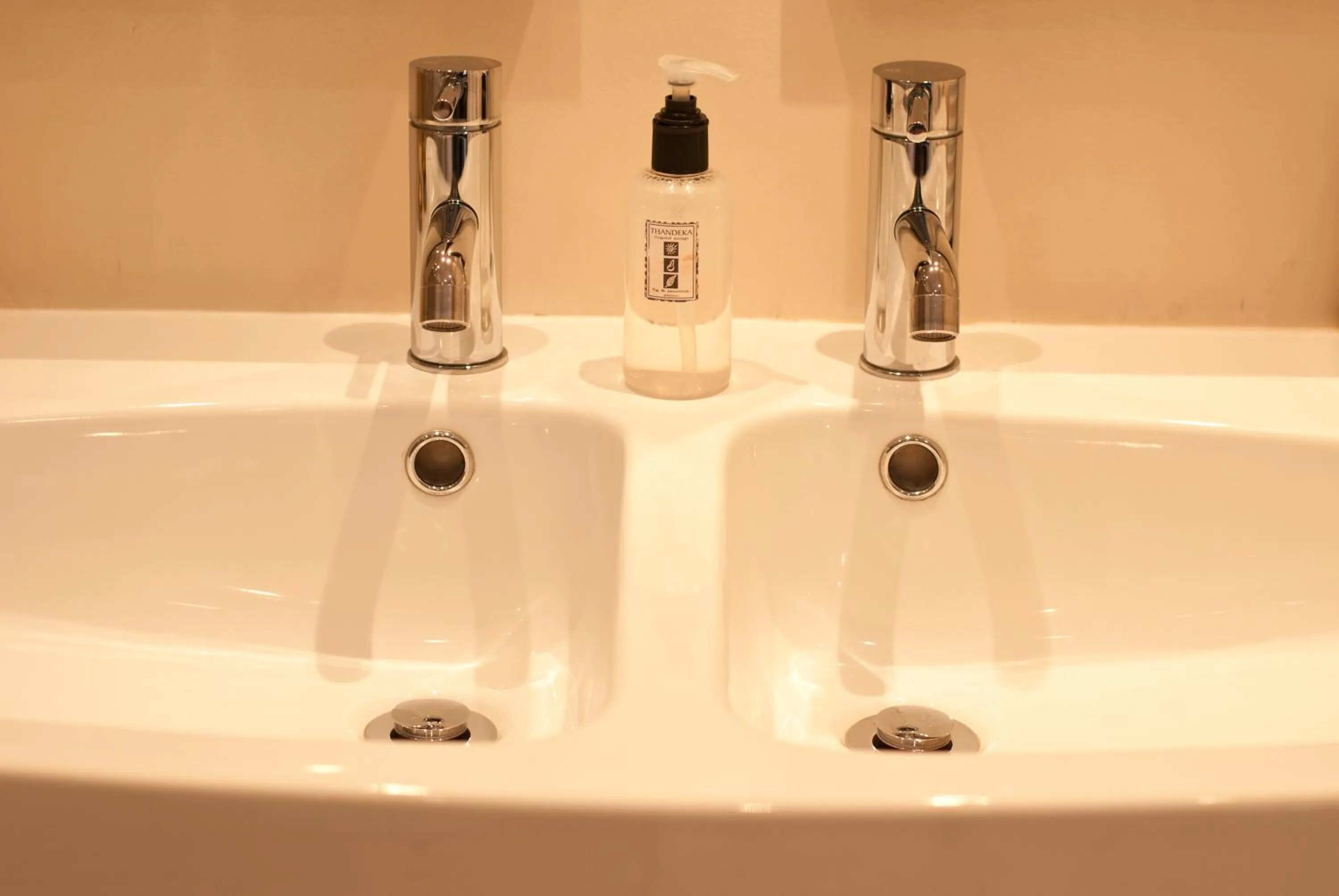 Bathroom in Lourie Lodge