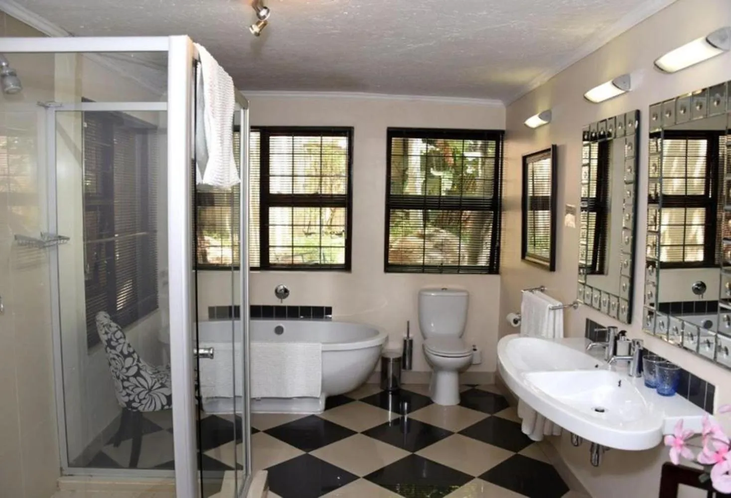 Shower in Lourie Lodge