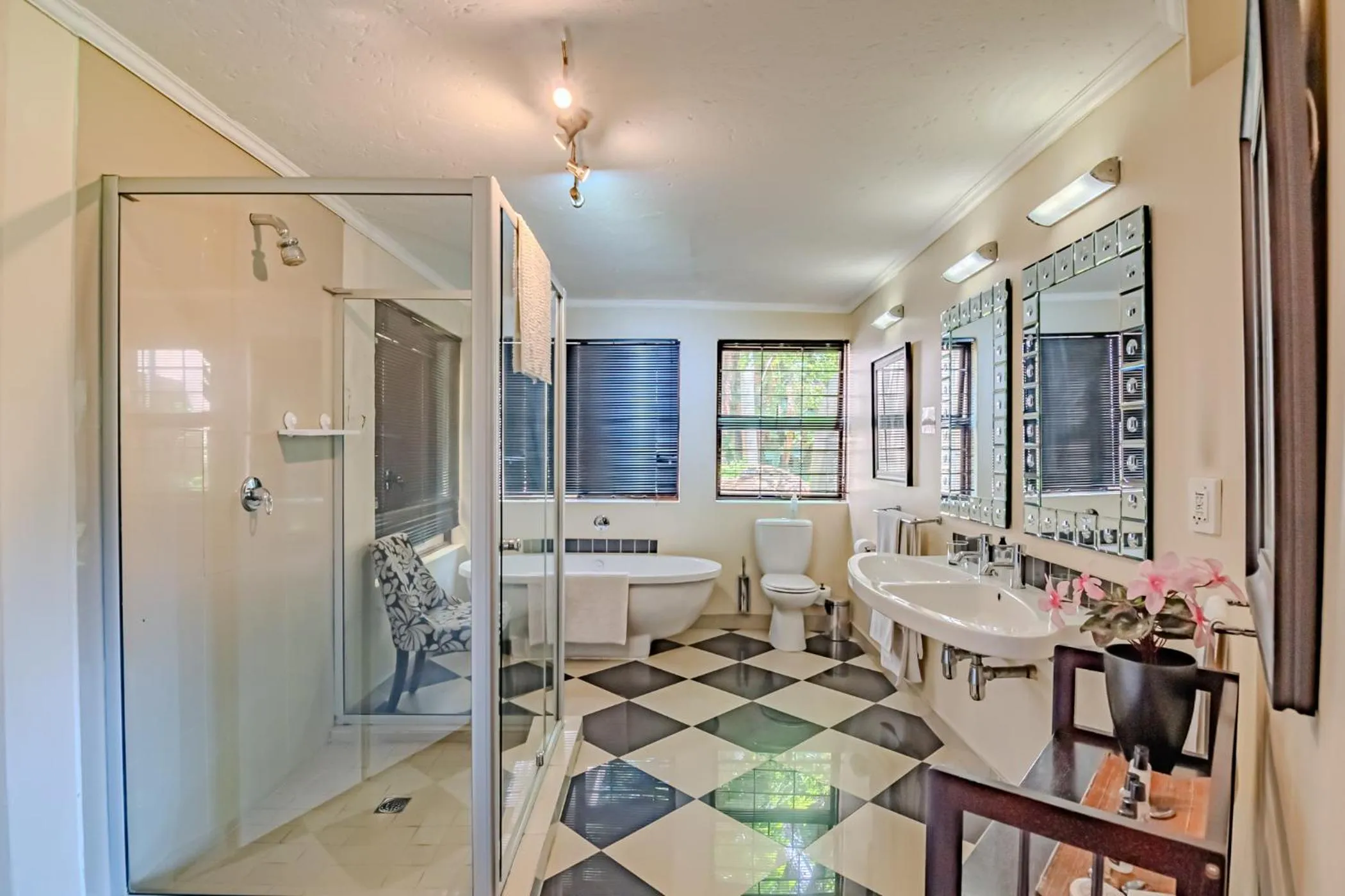 Shower in Lourie Lodge