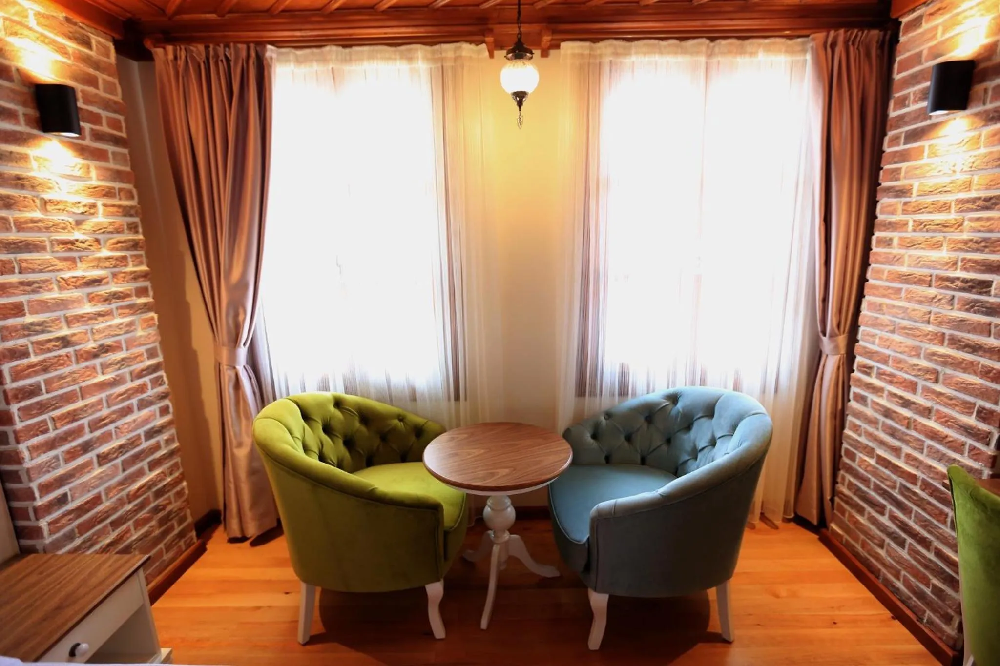 Seating area in Kervan Hotel