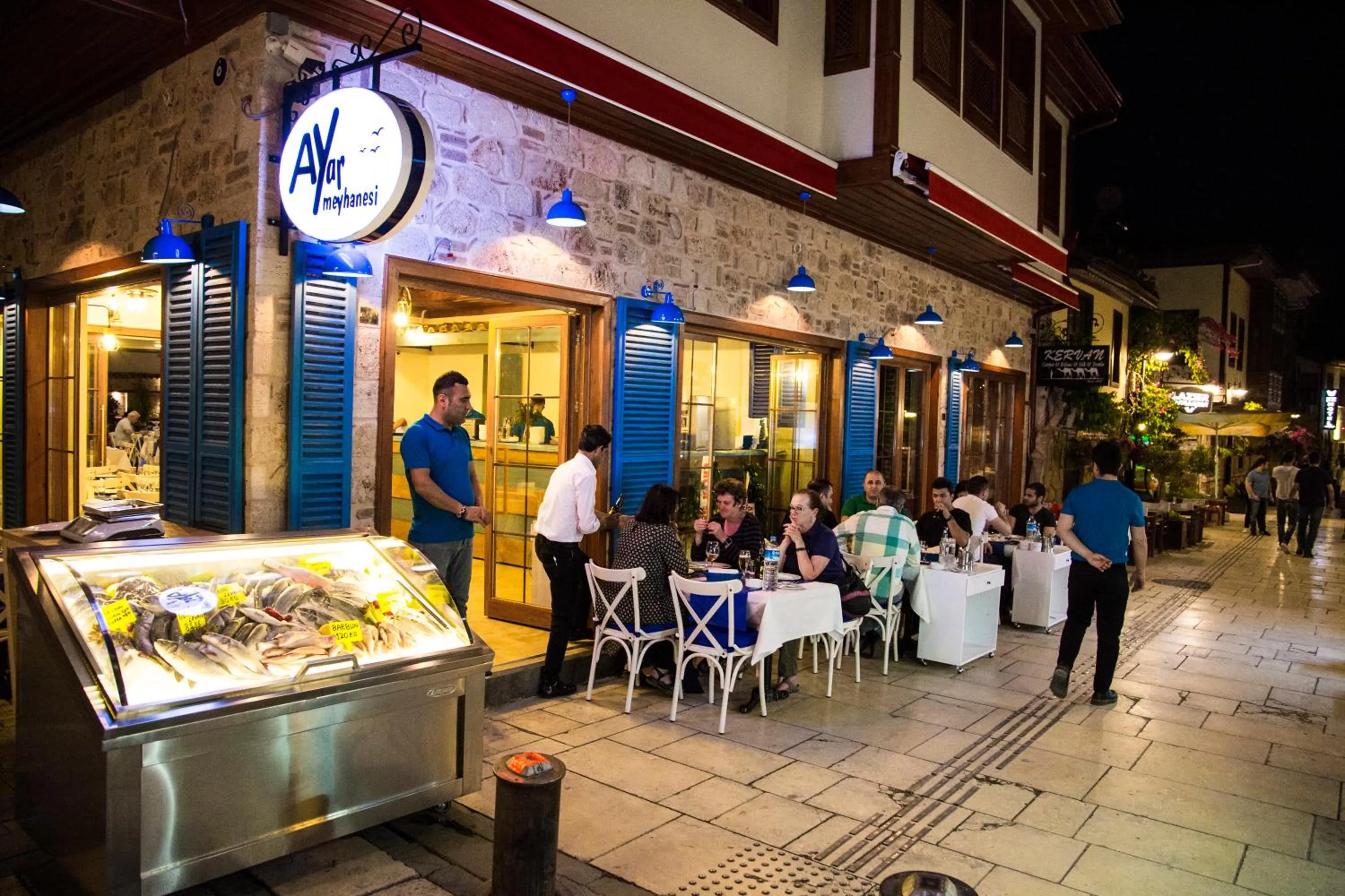 Restaurant/places to eat in Kervan Hotel