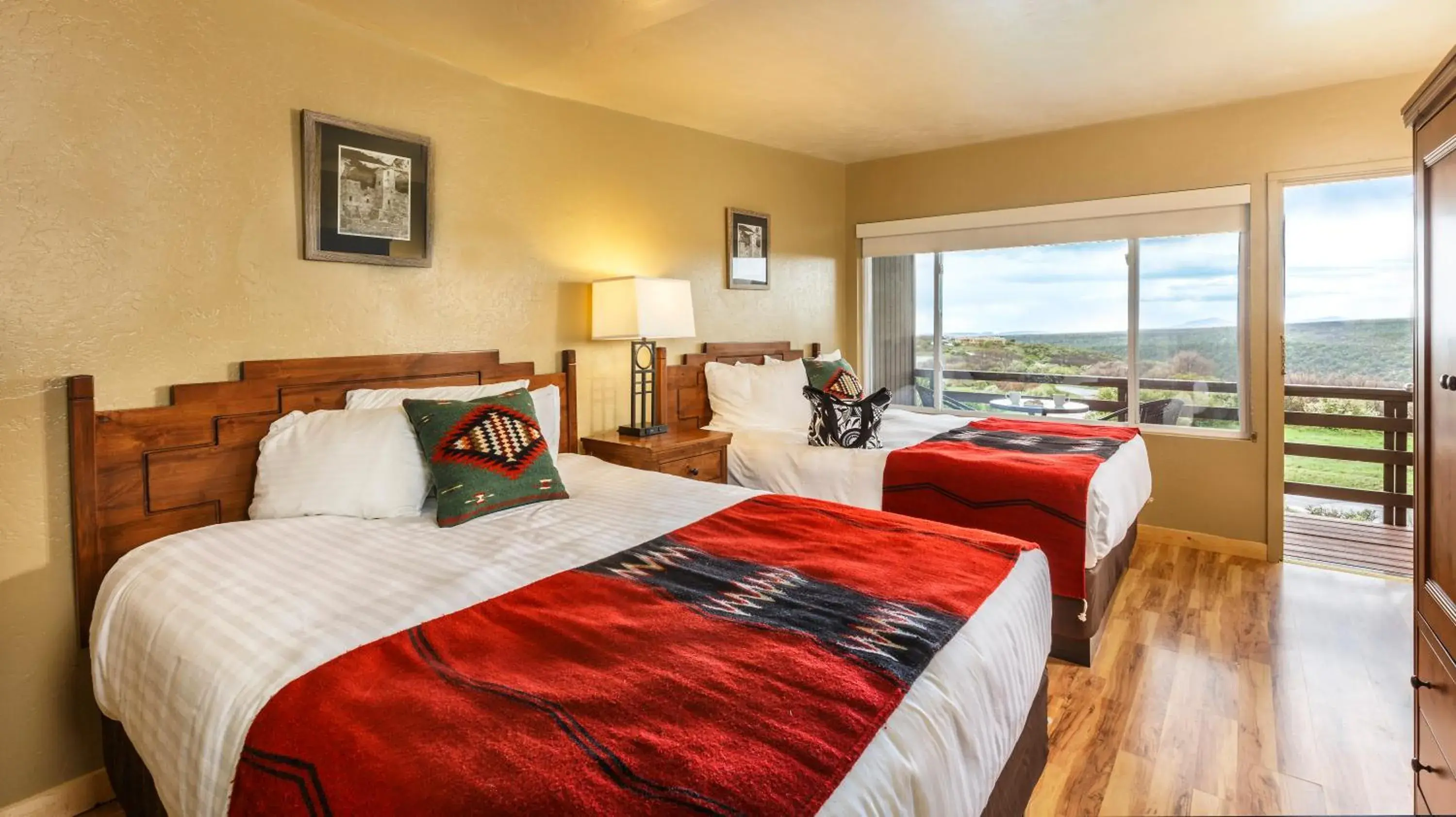Deluxe Queen Room with Two Queen Beds in Far View Lodge Deluxe Queen Room with Two Queen Beds in Far View Lodge