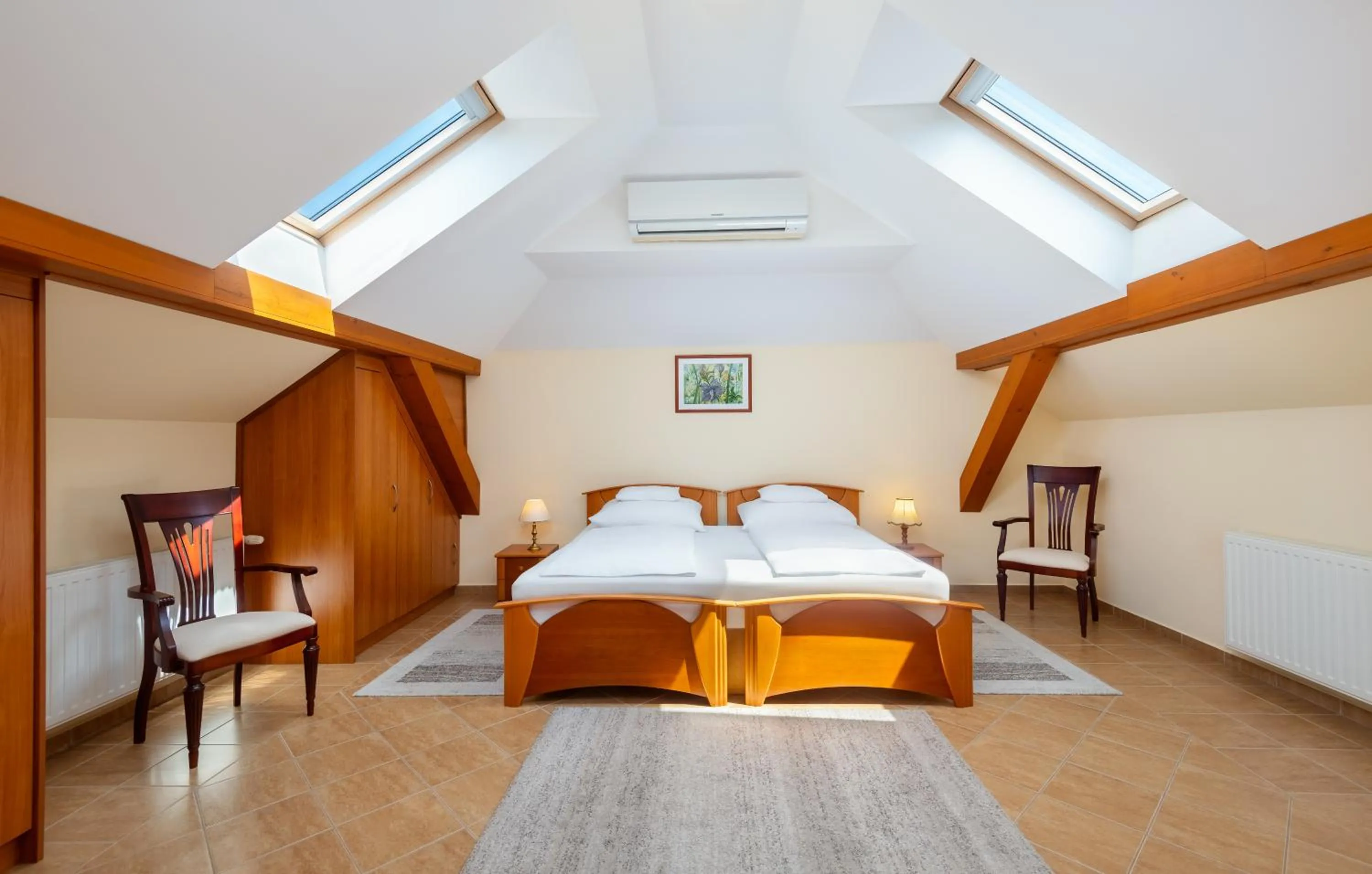 Bed in Gosztola Gyöngye-az erdő szállodája