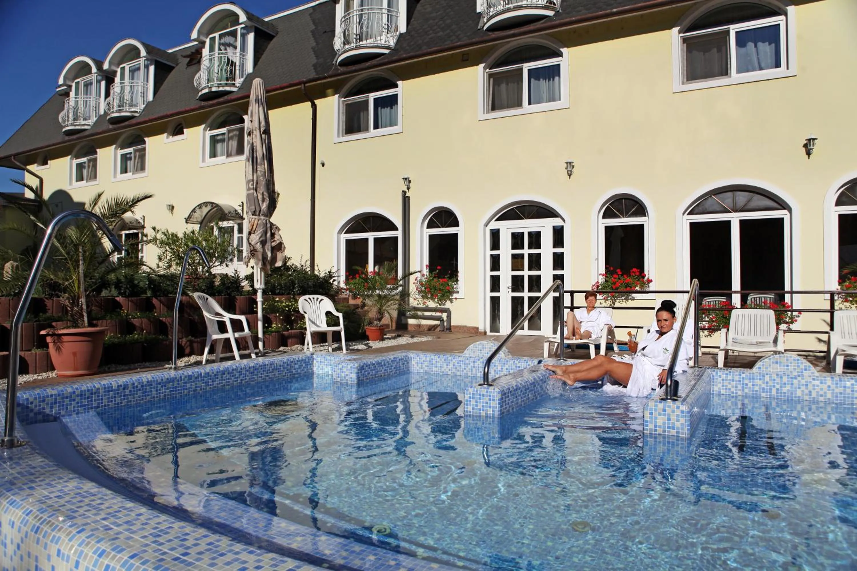 Hot Tub in Gosztola Gyöngye-az erdő szállodája