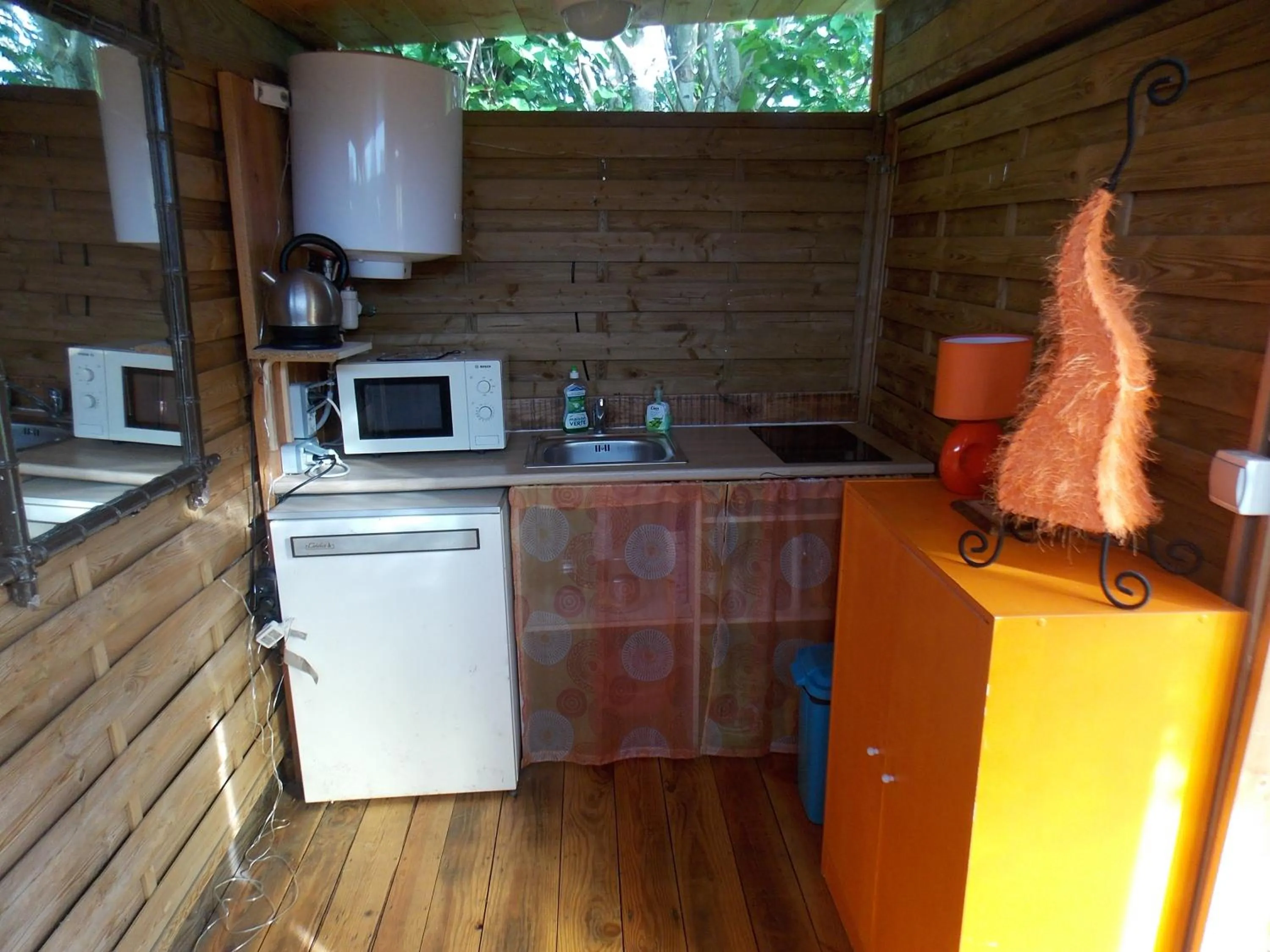 Kitchen or kitchenette in Yourte mongole