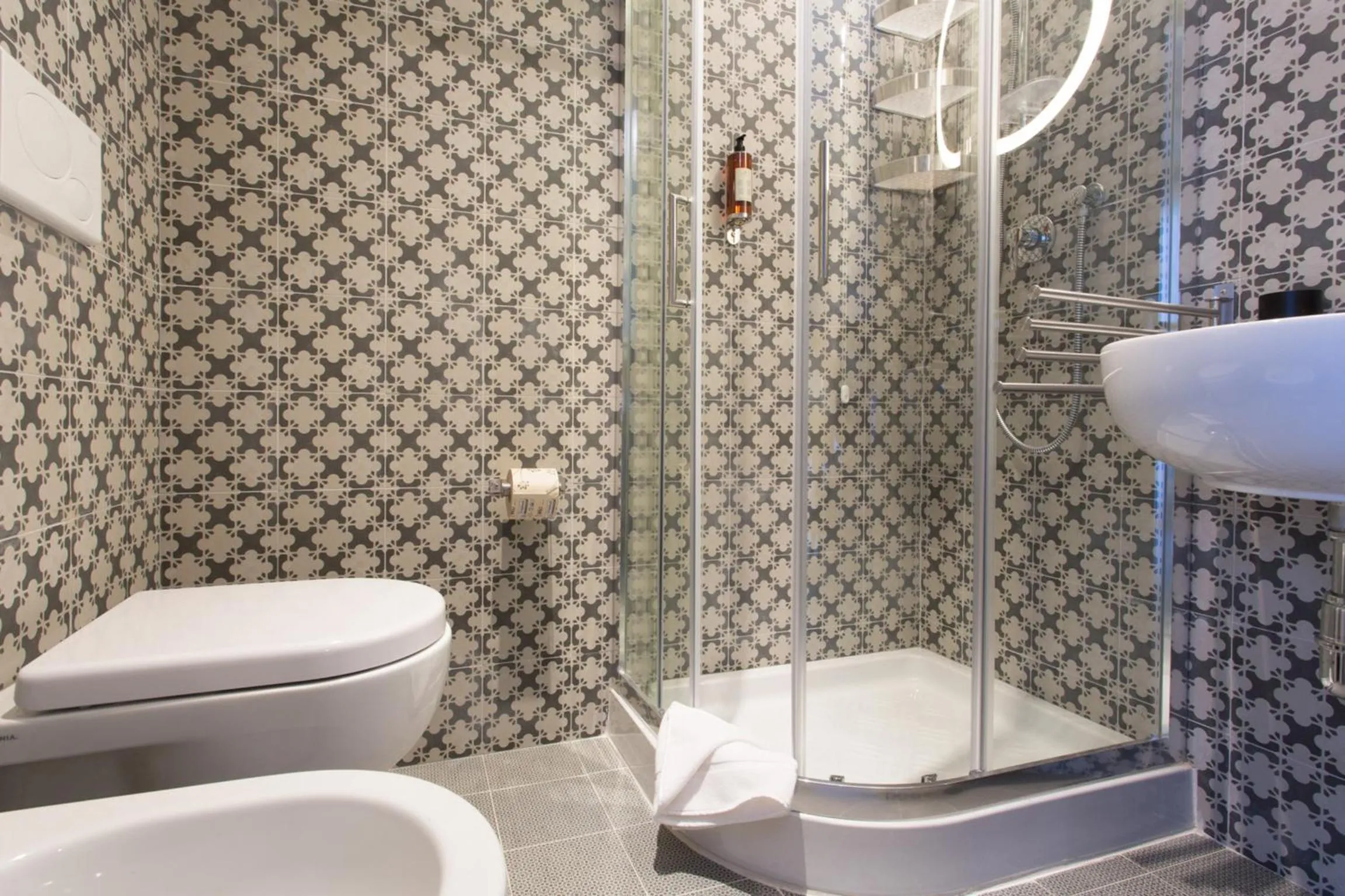 Toilet in Intervallo Boutique Hotel