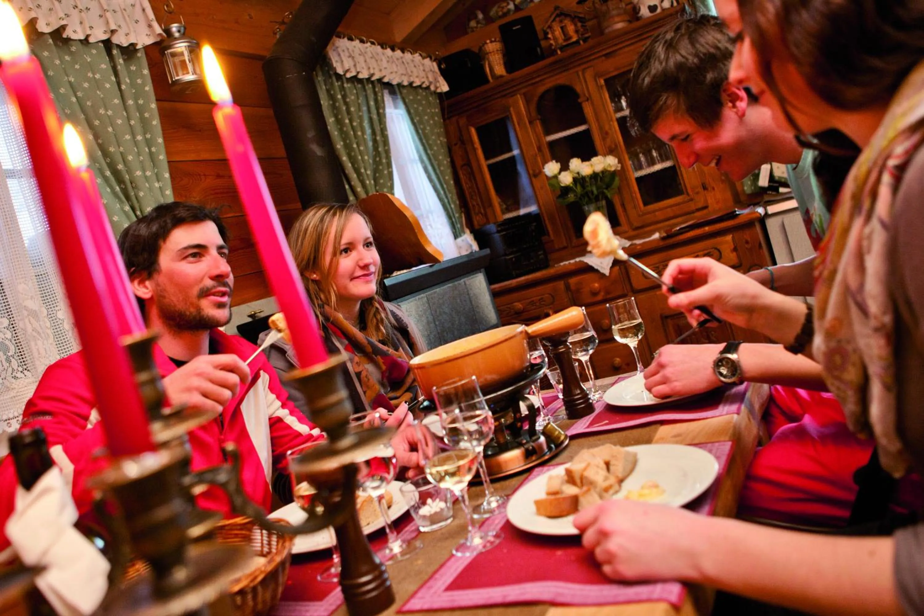 Restaurant/places to eat in Alpenhotel zur Wildi Lauchernalp