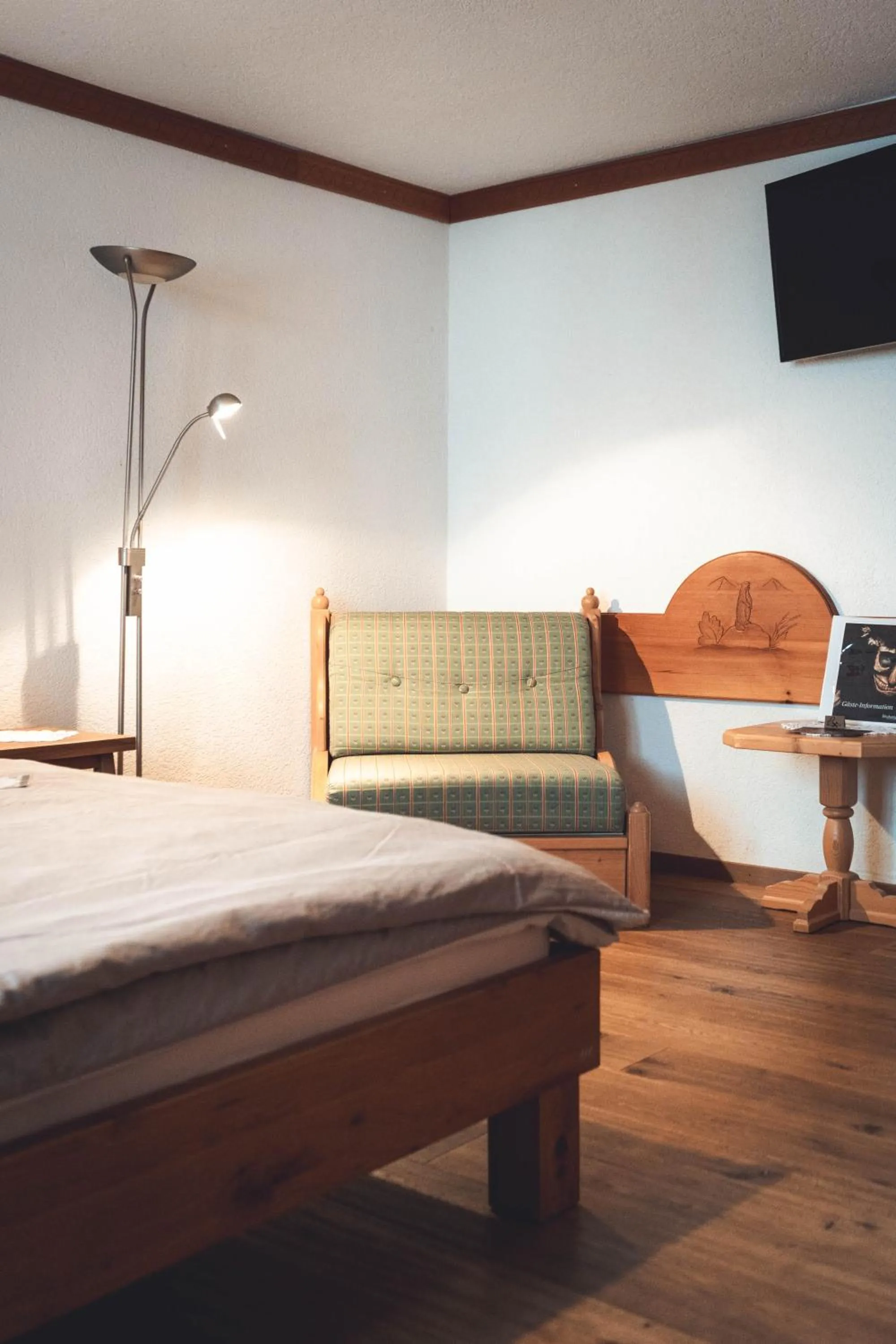 Photo of the whole room, Bed in Alpenhotel zur Wildi Lauchernalp