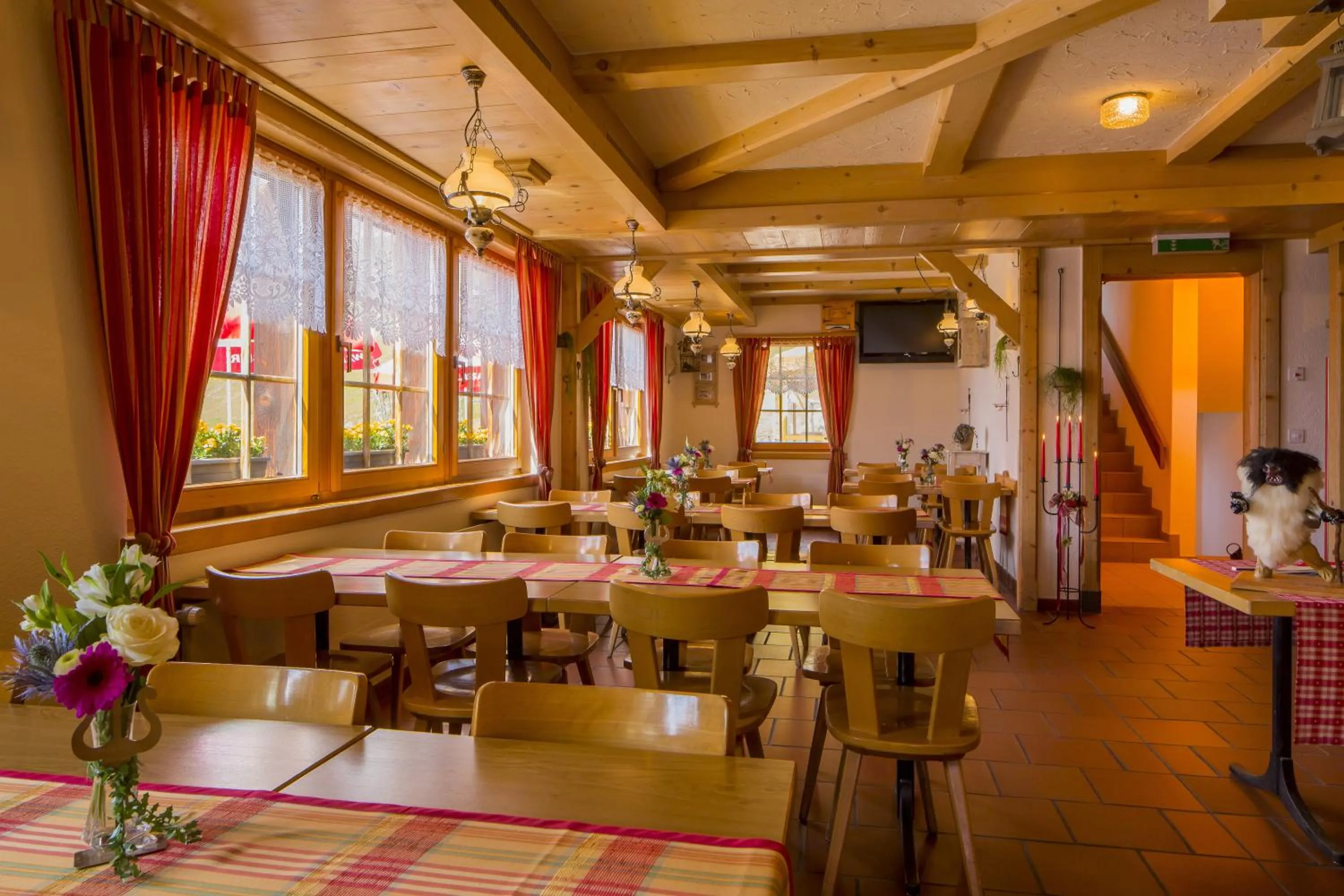 Restaurant/places to eat in Alpenhotel zur Wildi Lauchernalp