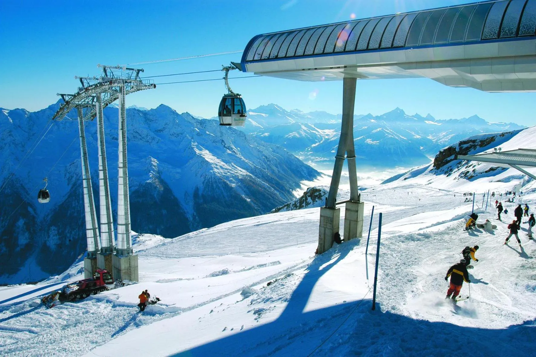 Skiing in Alpenhotel zur Wildi Lauchernalp