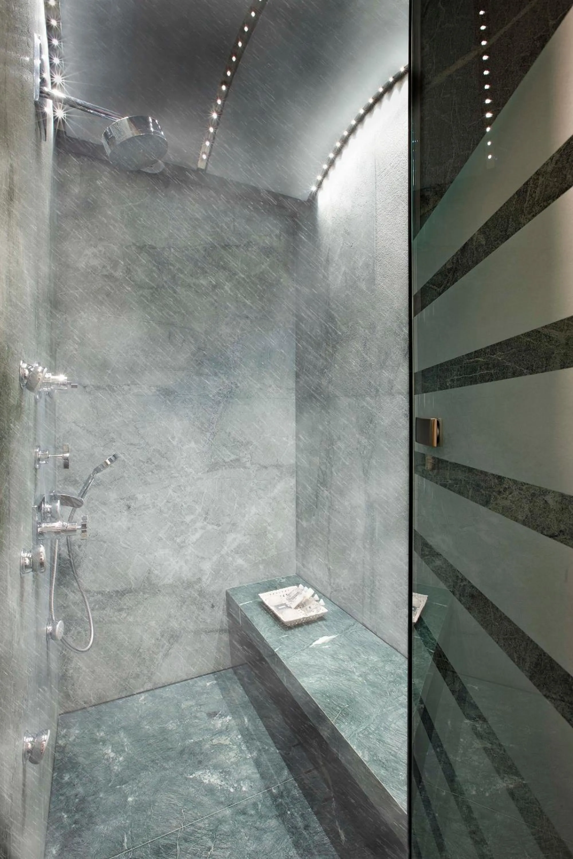 Bathroom in Nafplia Palace Hotel & Villas