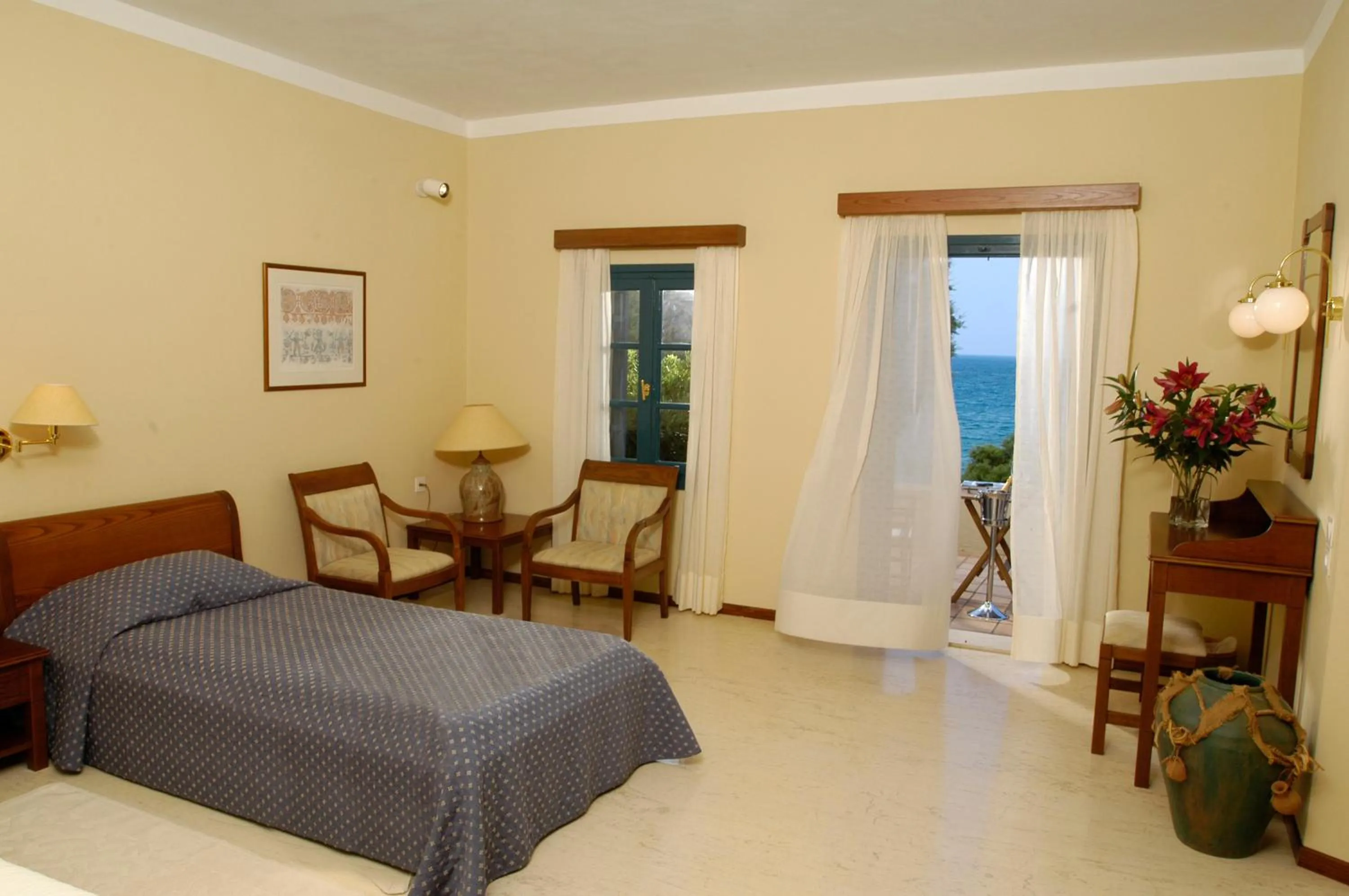 Bed in Kalimera Kriti Hotel & Village Resort