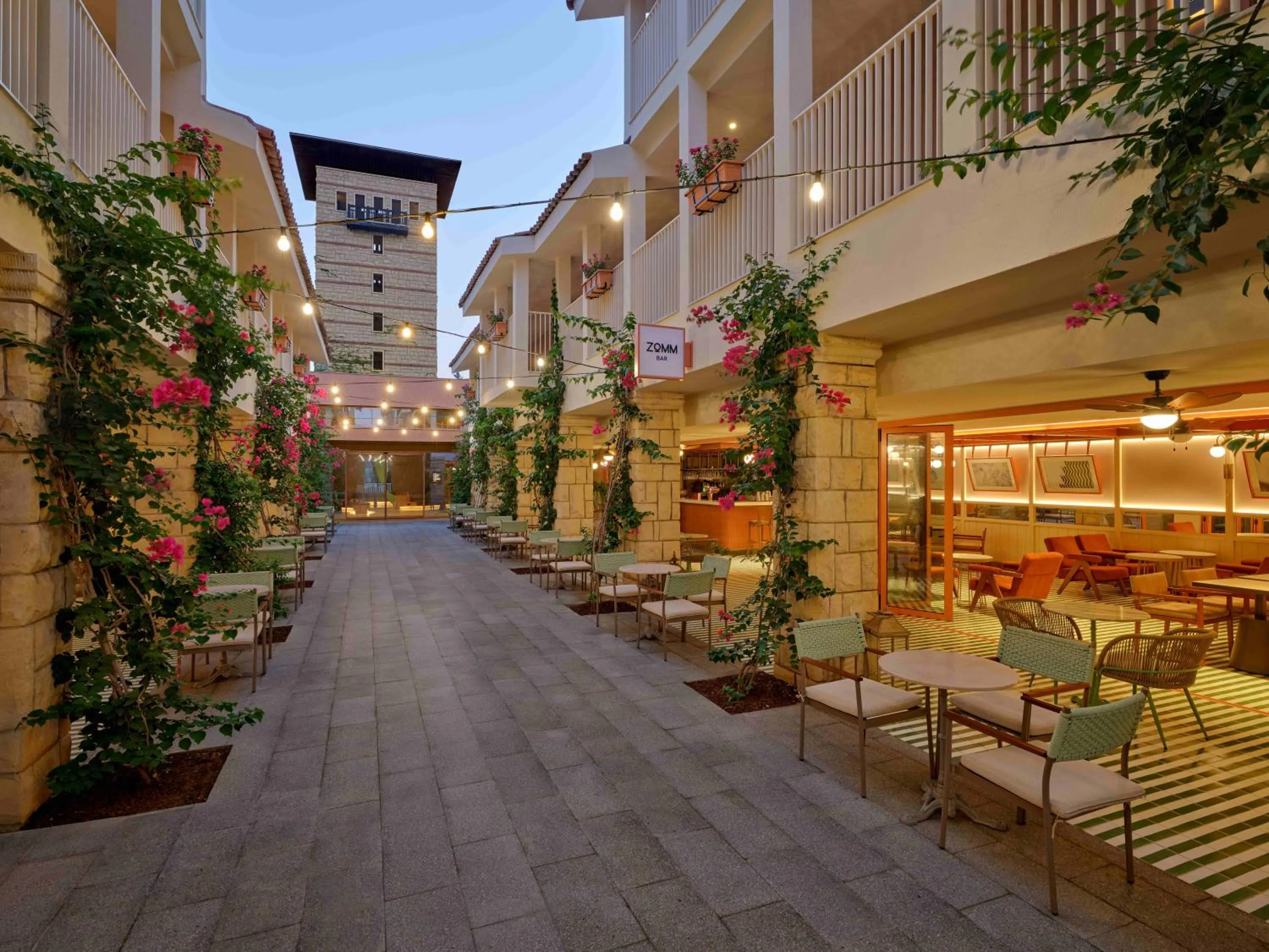 Property building in Paloma Grida