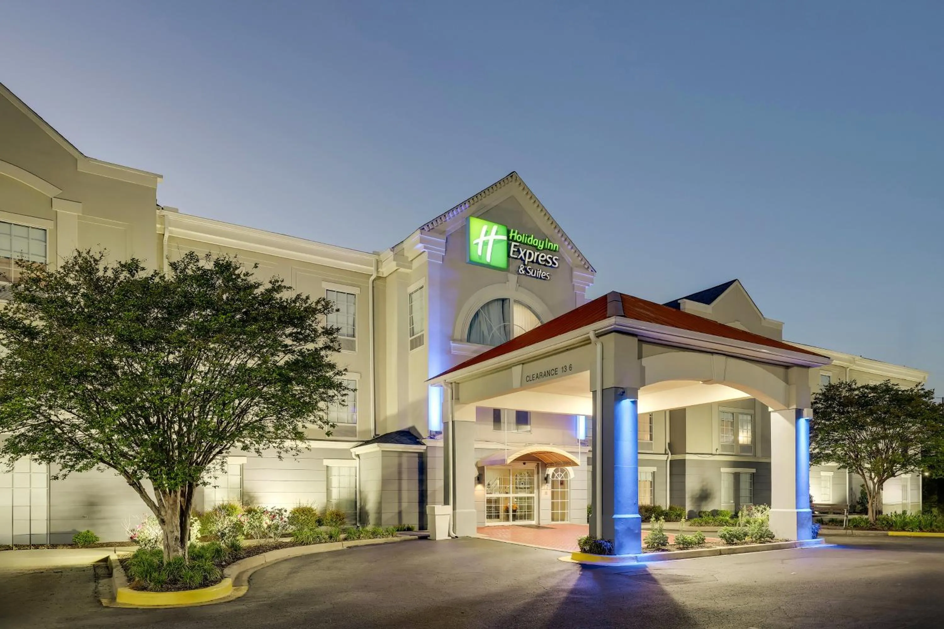 Property building in Holiday Inn Express & Suites Orangeburg by IHG