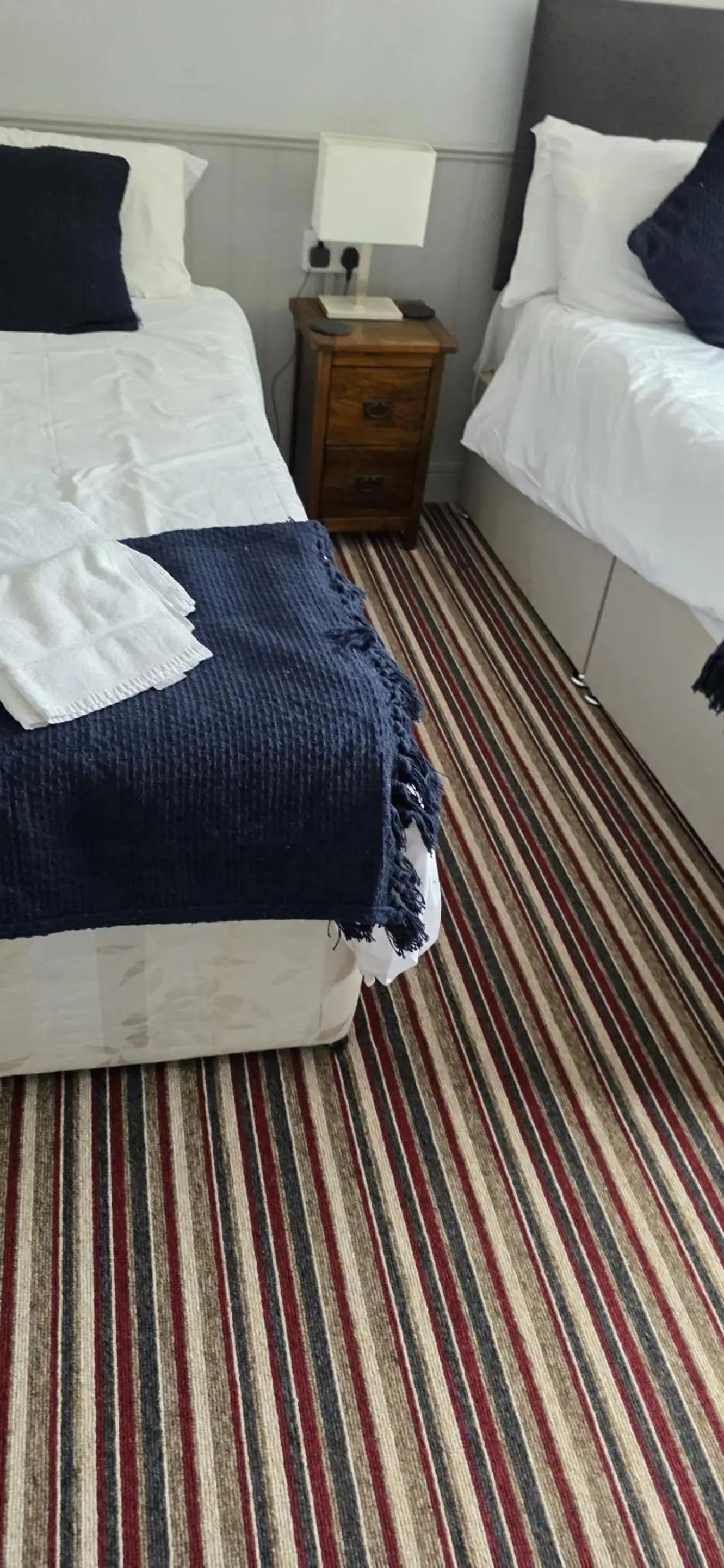 Standard Twin Room with Garden View in The Benett Arms Standard Twin Room with Garden View in The Benett Arms