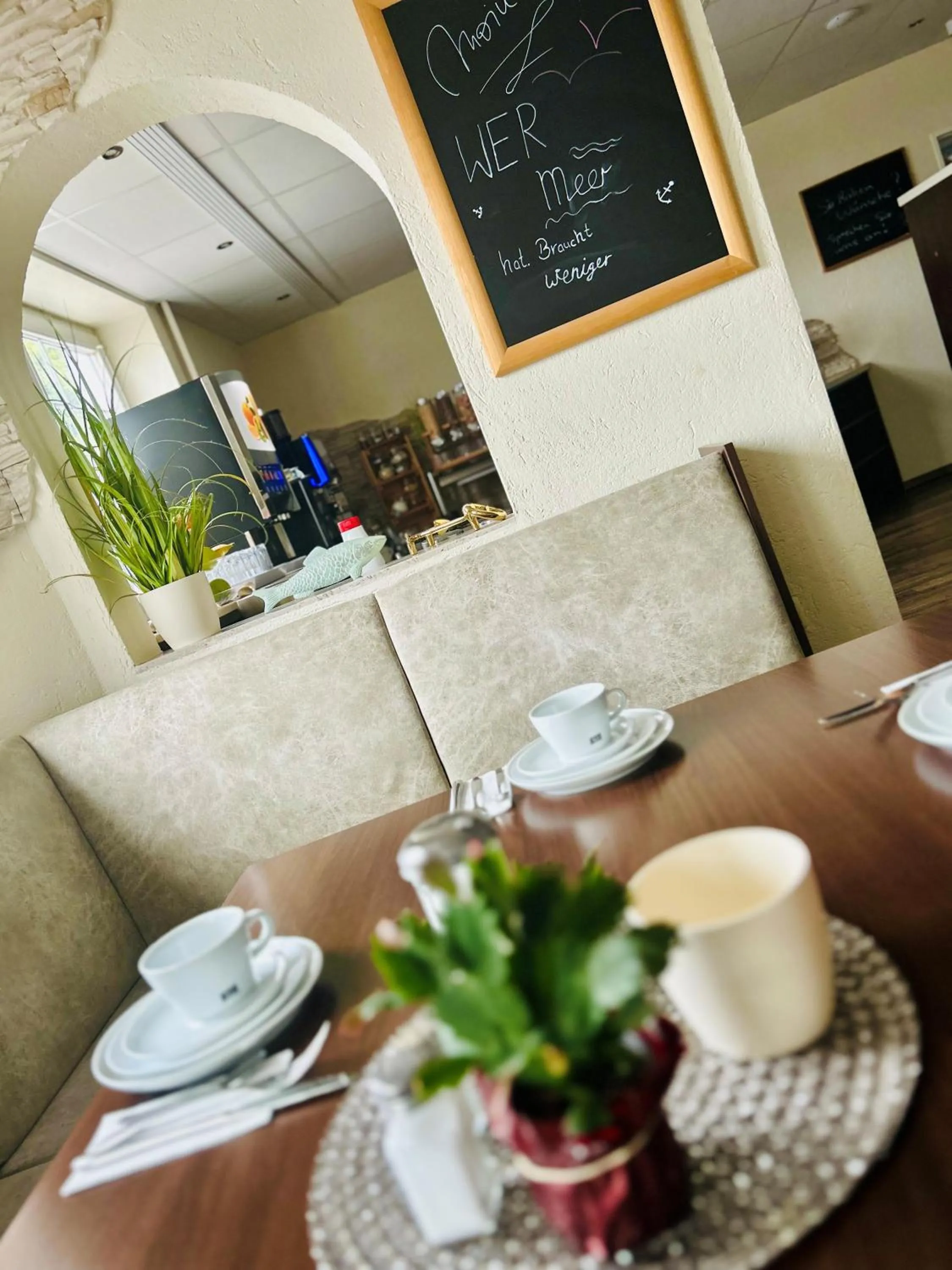 Breakfast in tauwerk Hotel