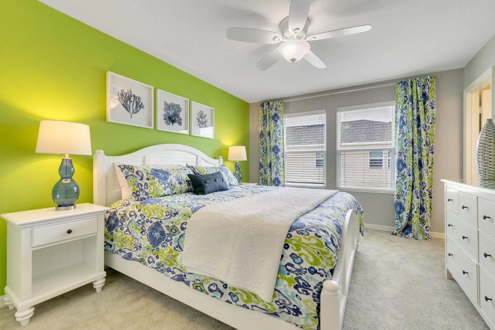 Four Bedrooms Townhome 5116