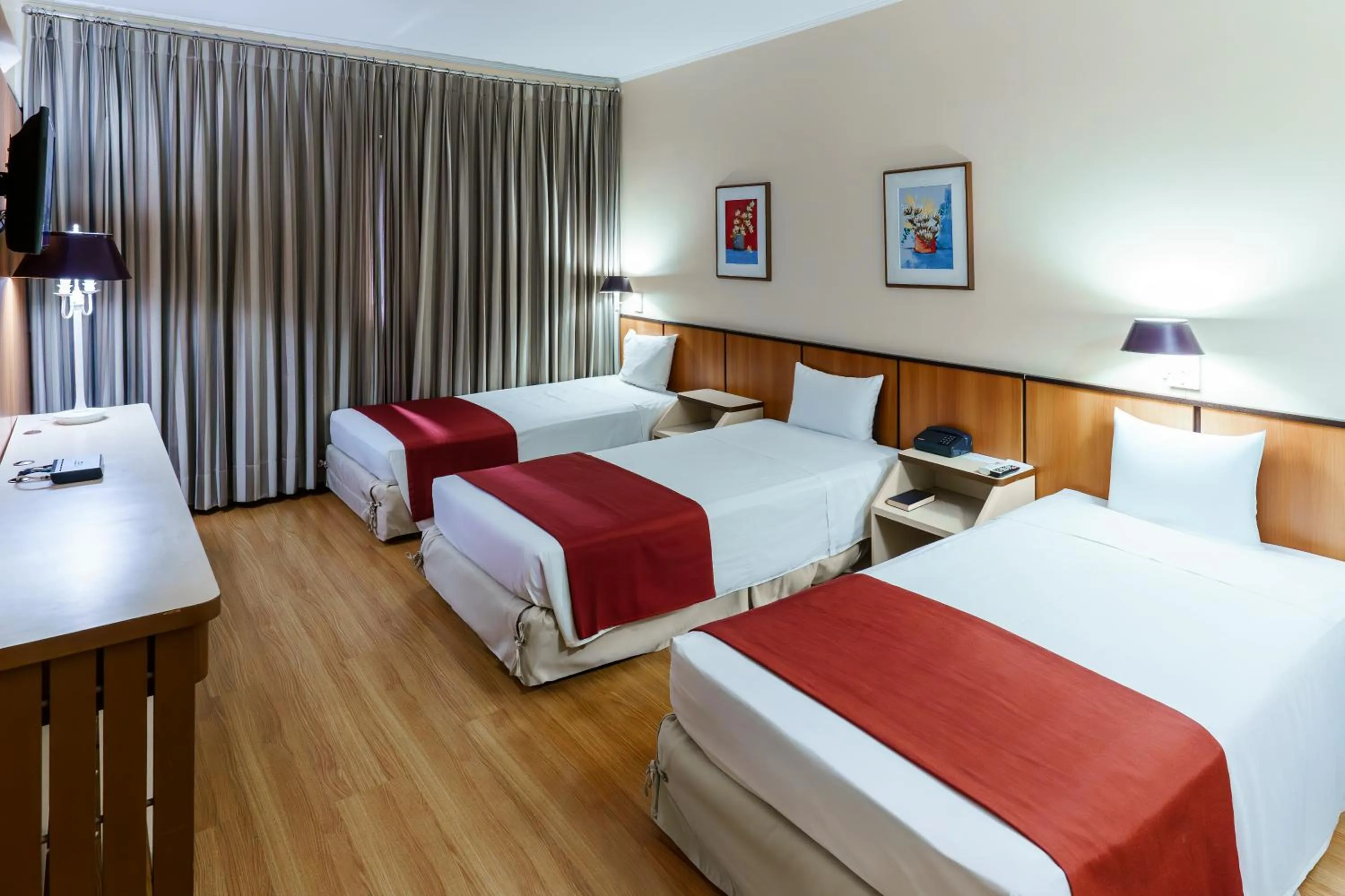 Bed in Hotel Augusta Boulevard