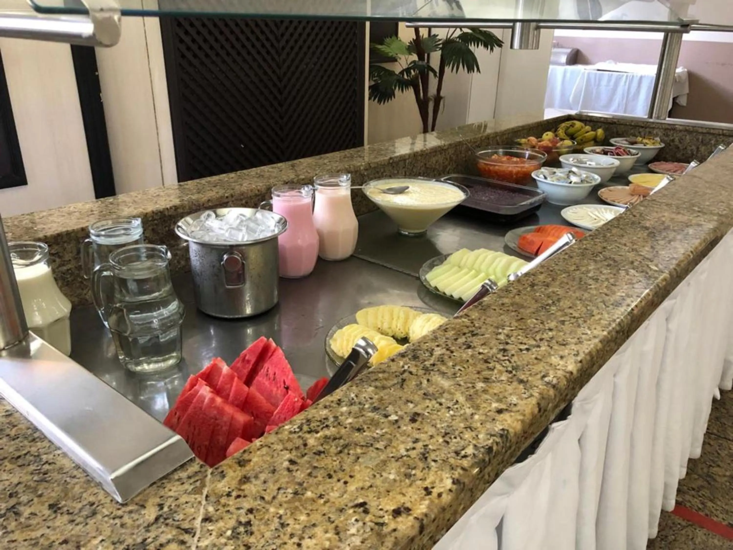 Breakfast in Dom Pedro I Palace Hotel