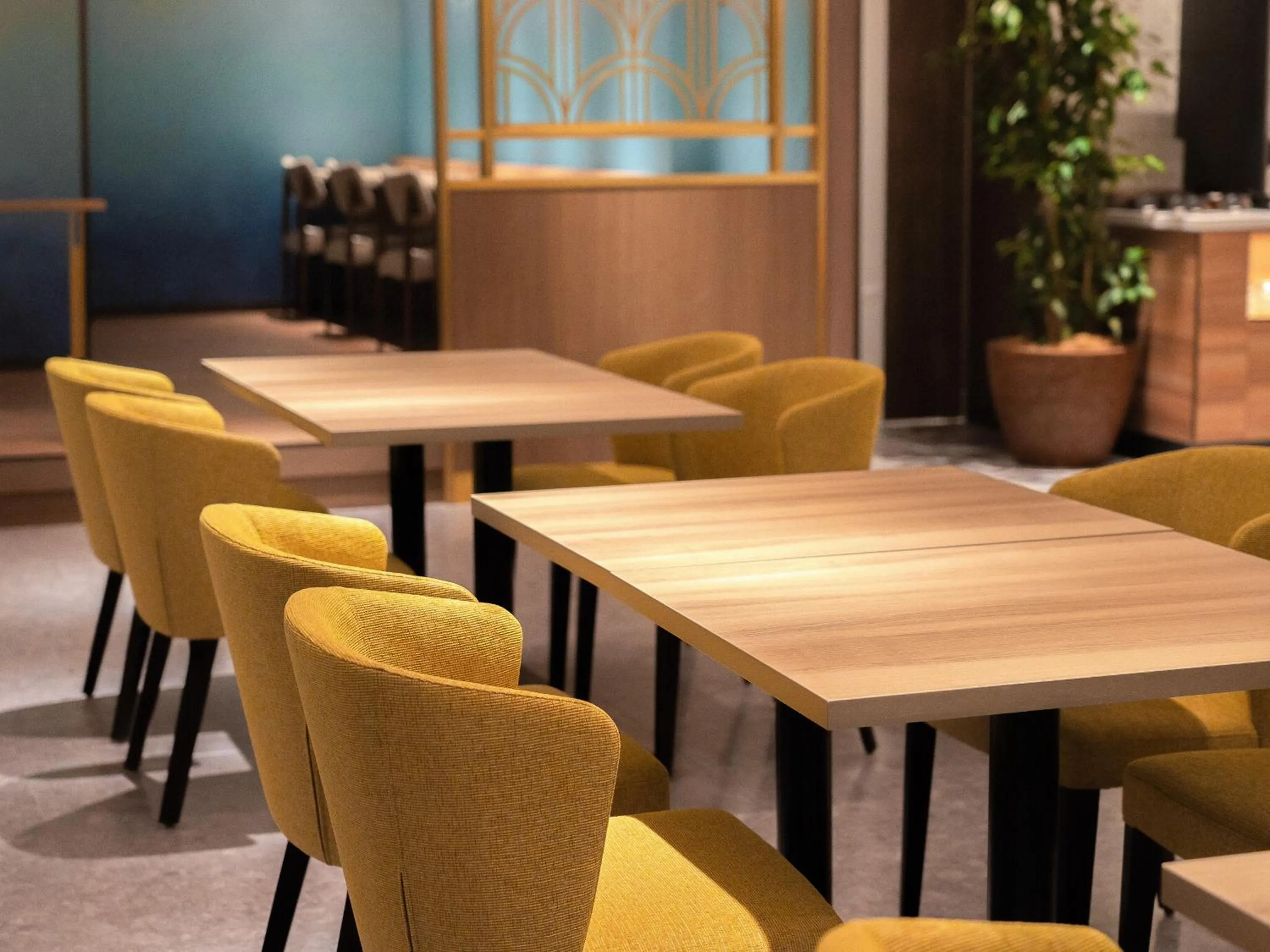 Restaurant/places to eat in Namba Oriental Hotel