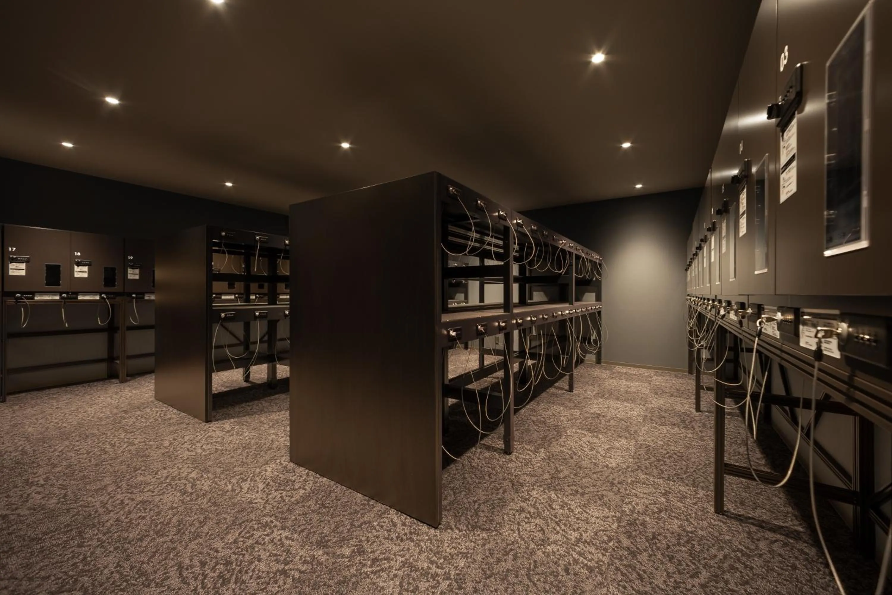 locker in Namba Oriental Hotel