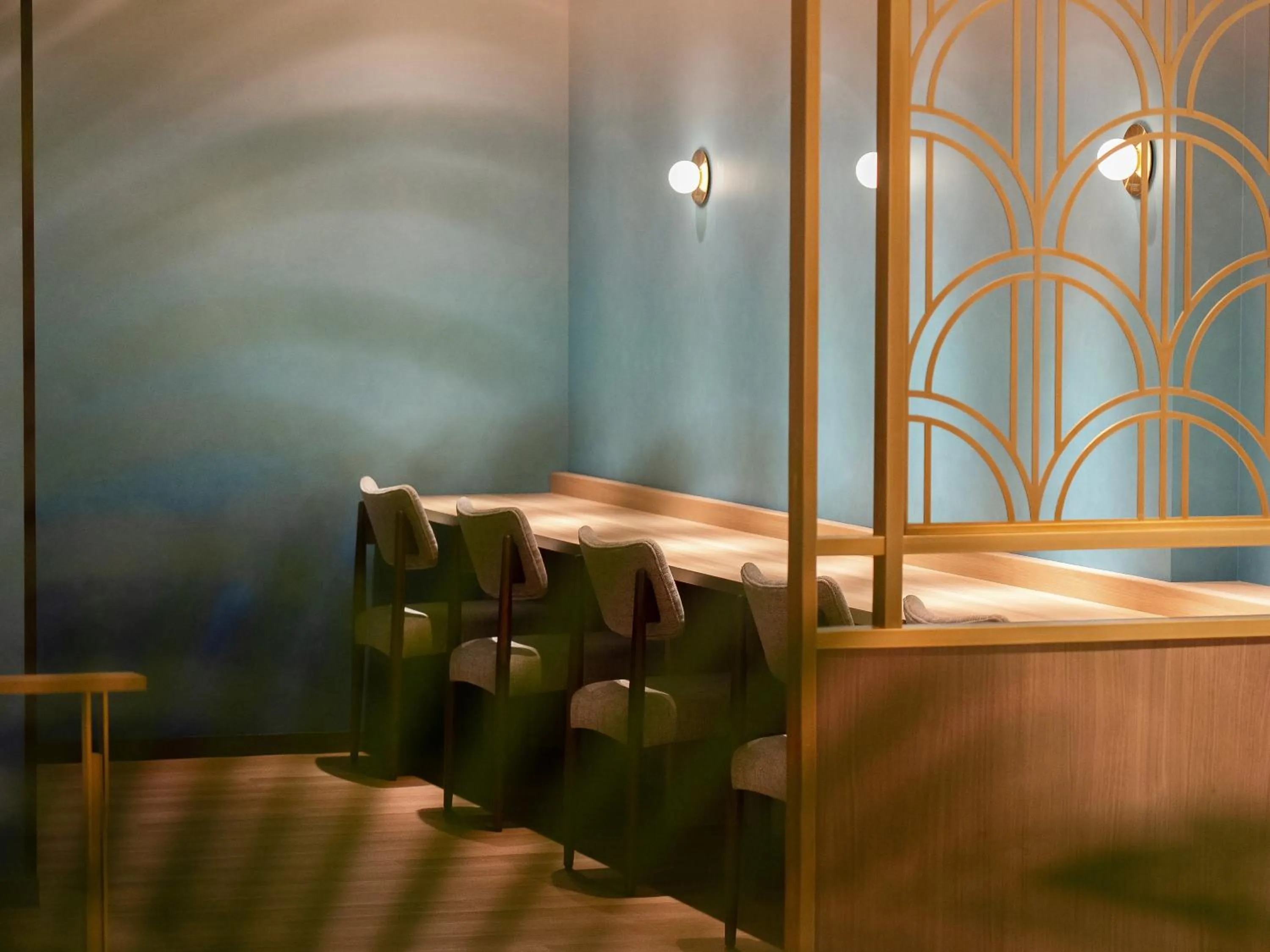 Restaurant/places to eat in Namba Oriental Hotel