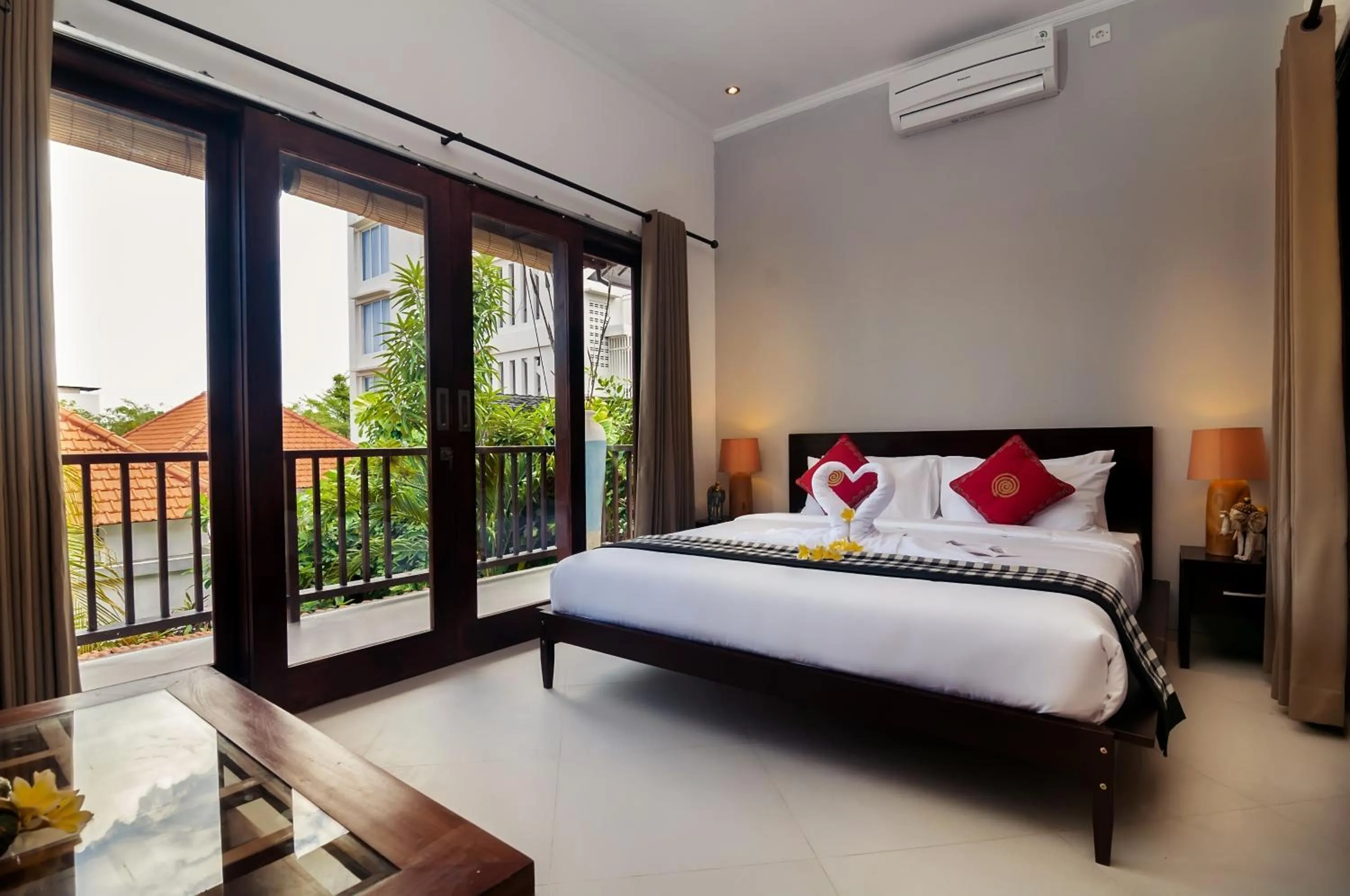 Bedroom, Bed in Mawar Estate by Villas Direct Bali