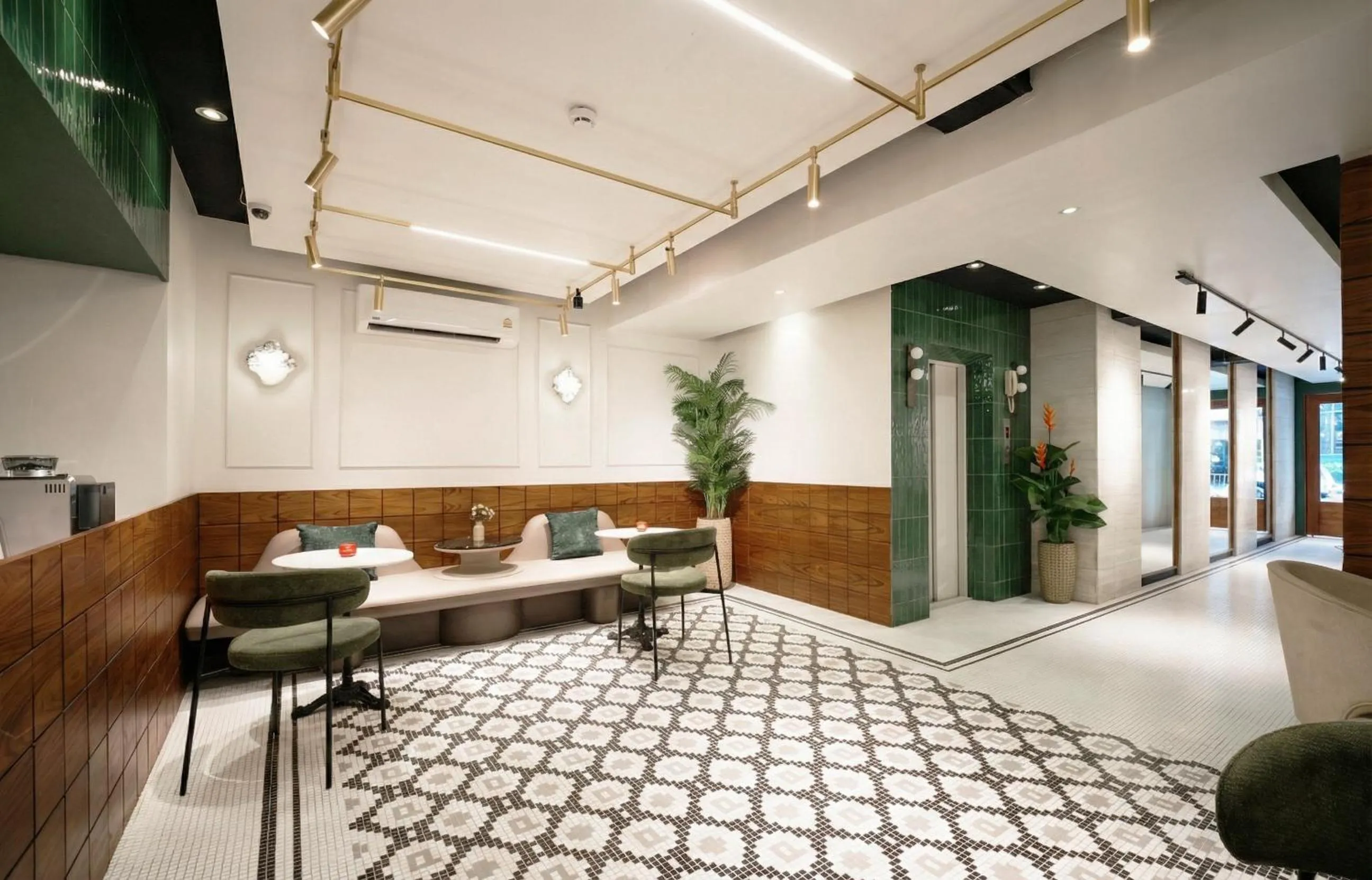 Lobby or reception in Grand Inn Hotel